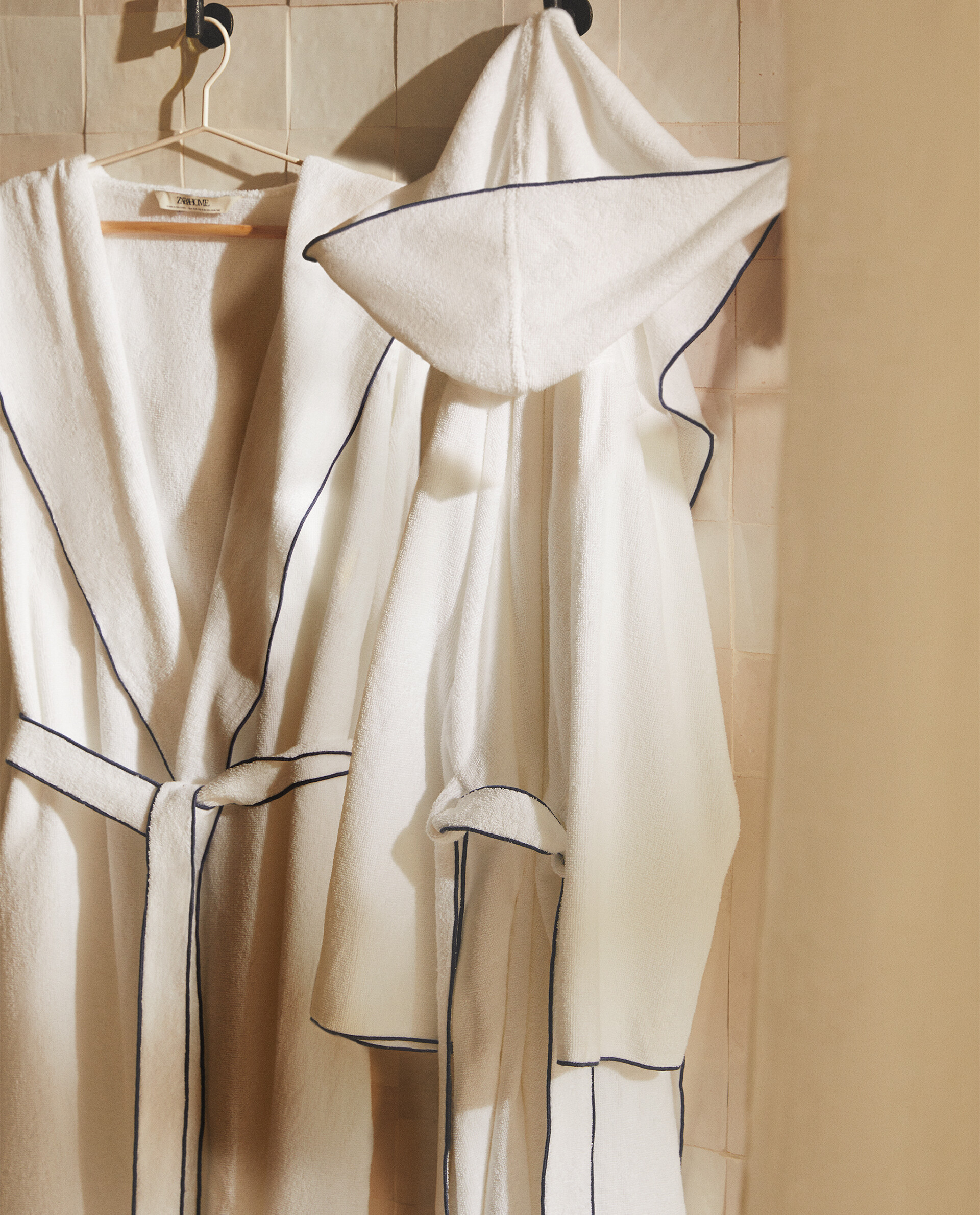 COTTON BATHROBE WITH OVERLOCK Zara Home United Kingdom