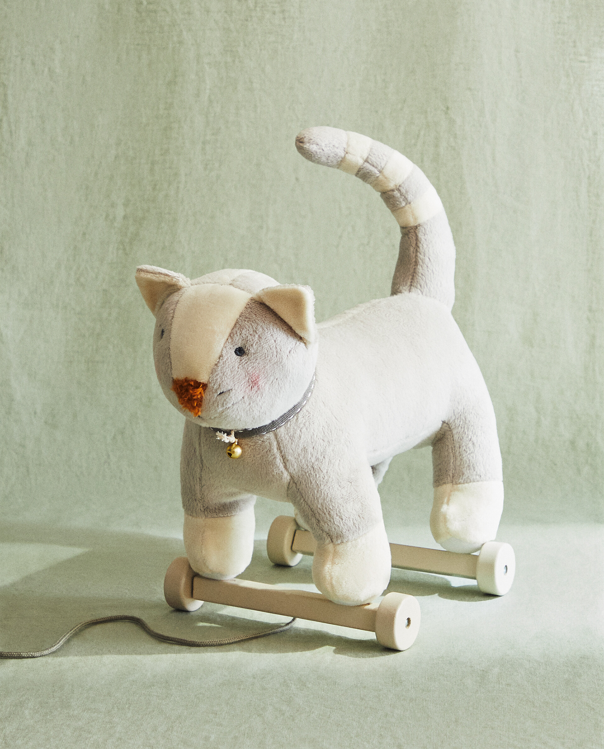 PELUCHE ENFANT CHAT ROULETTES Zara Home Monaco