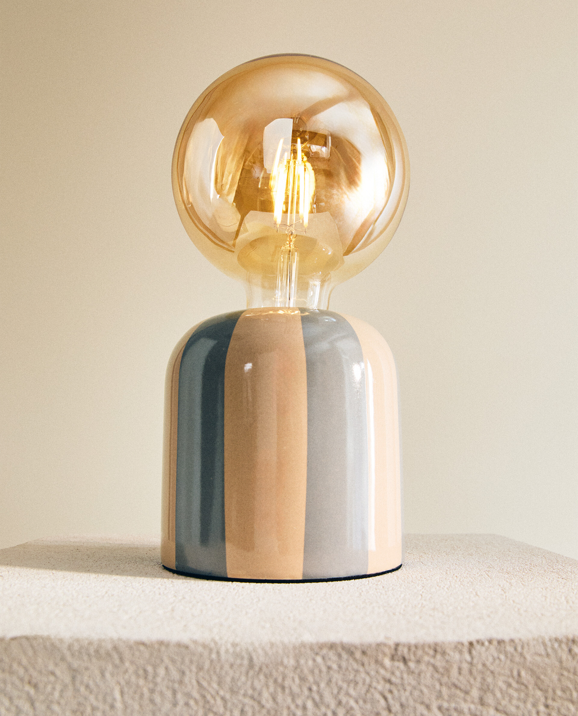 CHILDREN’S CERAMIC TABLE LAMP WITH LIGHT BULB | Zara Home Qatar