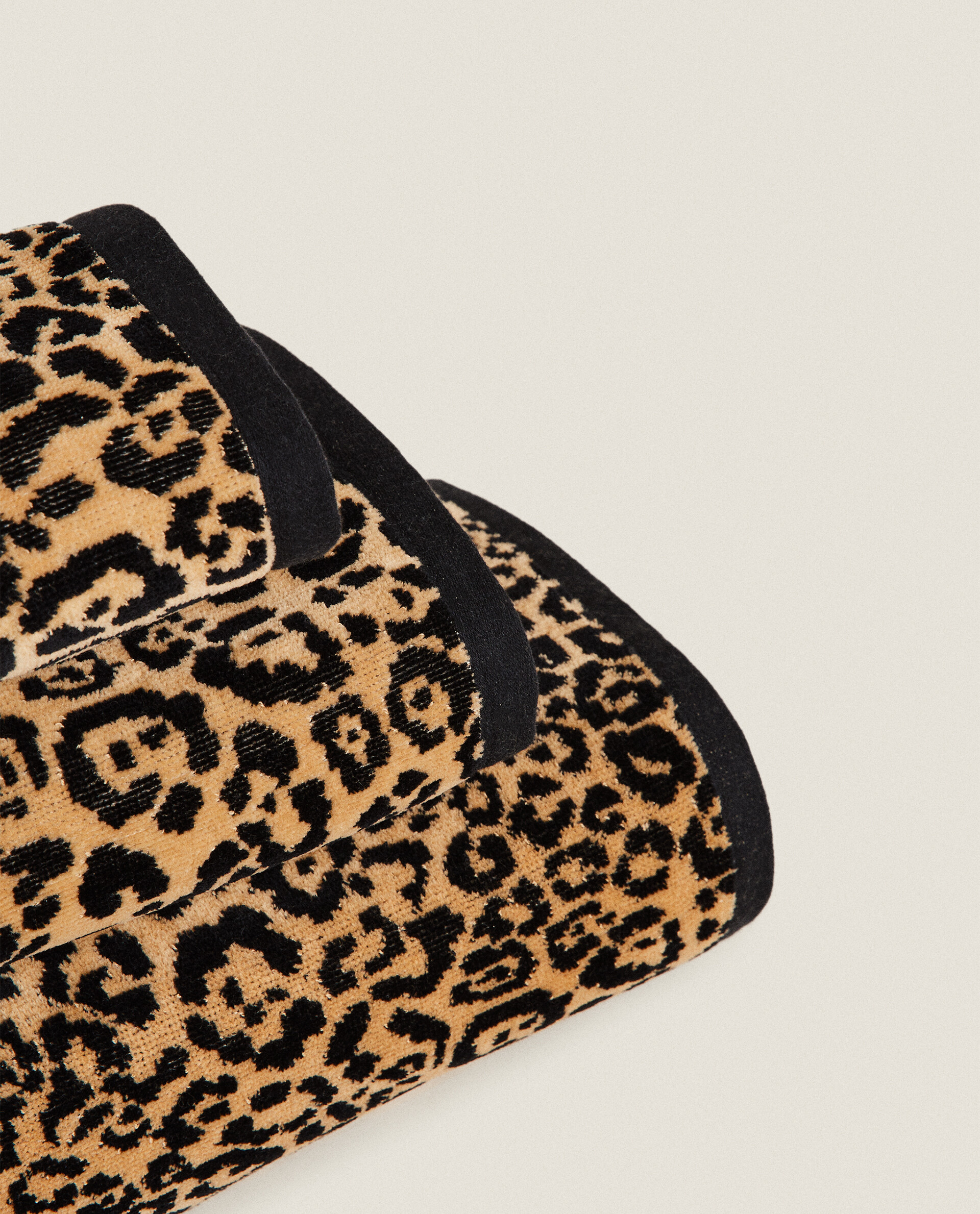 Leopard towels sale