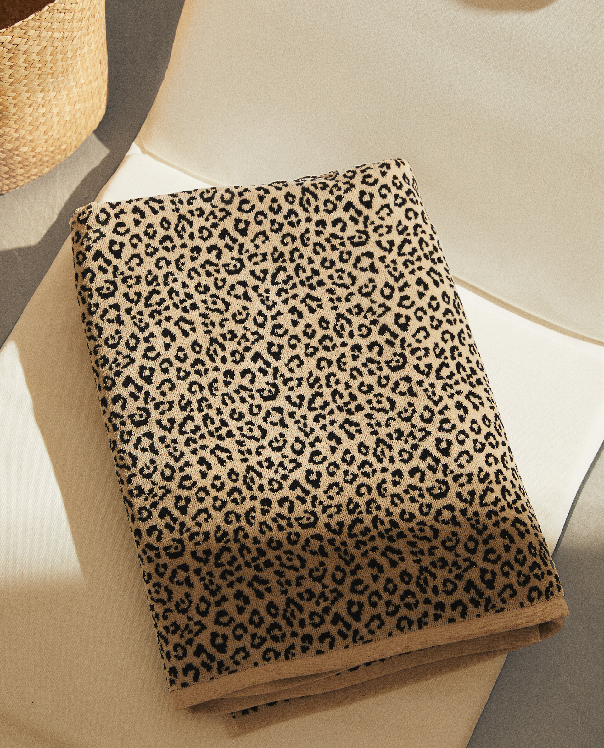 LEOPARD VELOUR BEACH TOWEL Zara Home Ireland