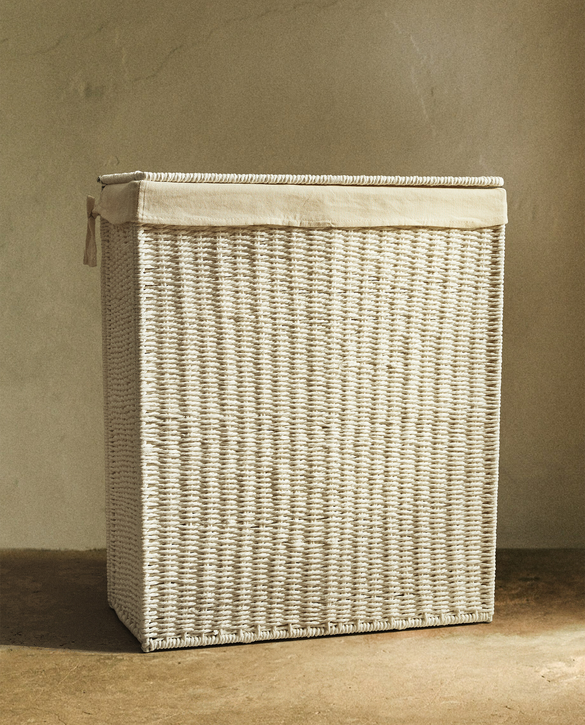 LAUNDRY BASKET WITH TWO COMPARTMENTS Zara Home Portugal