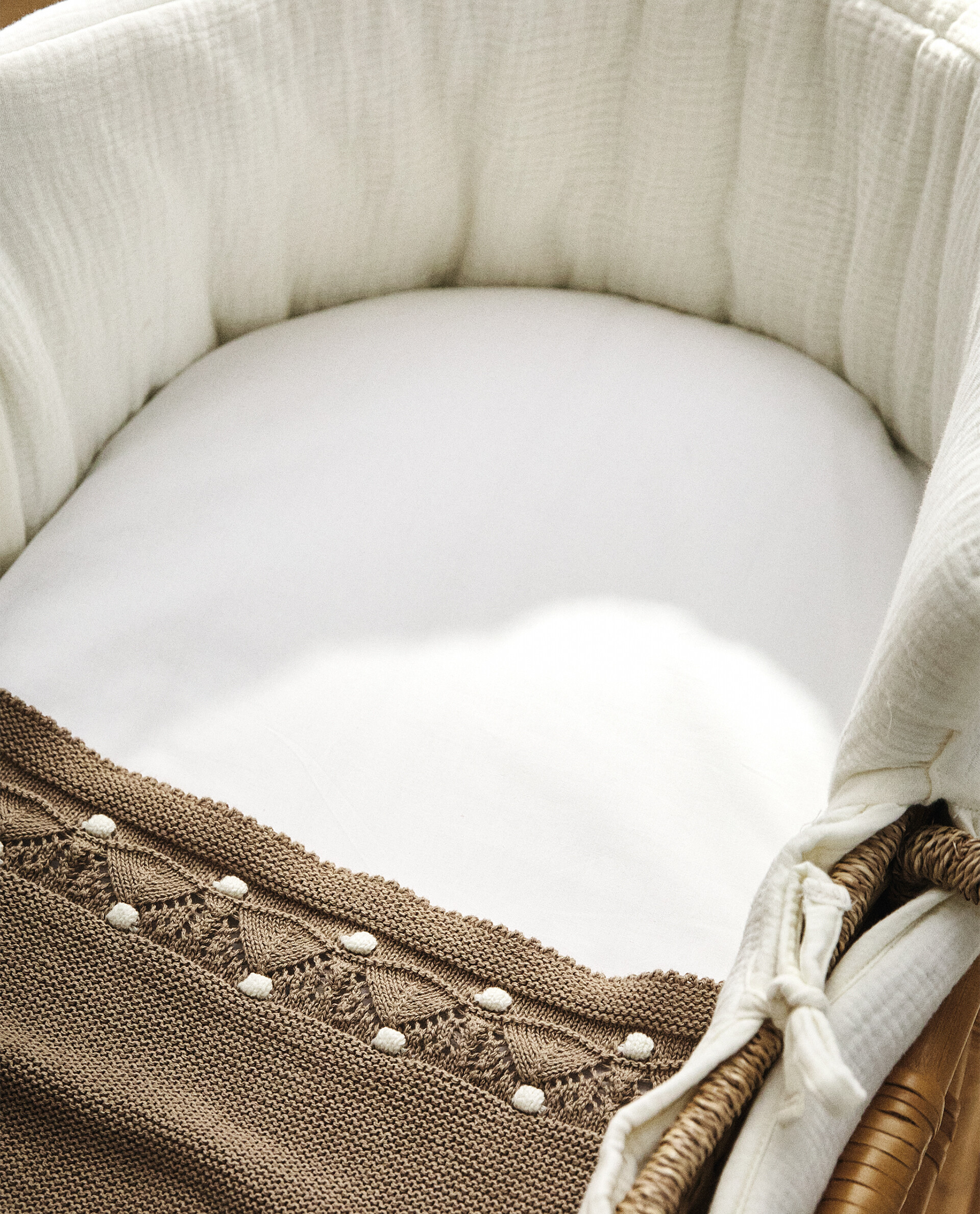 BASSINET FITTED SHEET AND MINI CRIB PACK OF 2