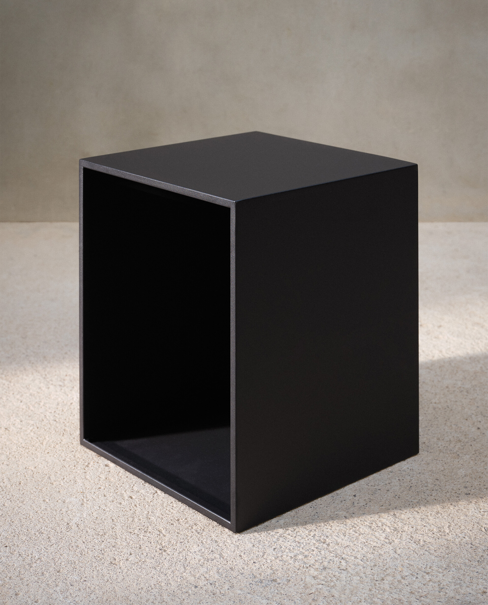 FURNITURE ACCESSORIES 01 Zara Home UAE ABU DHABI/AL AIN/RAS AL