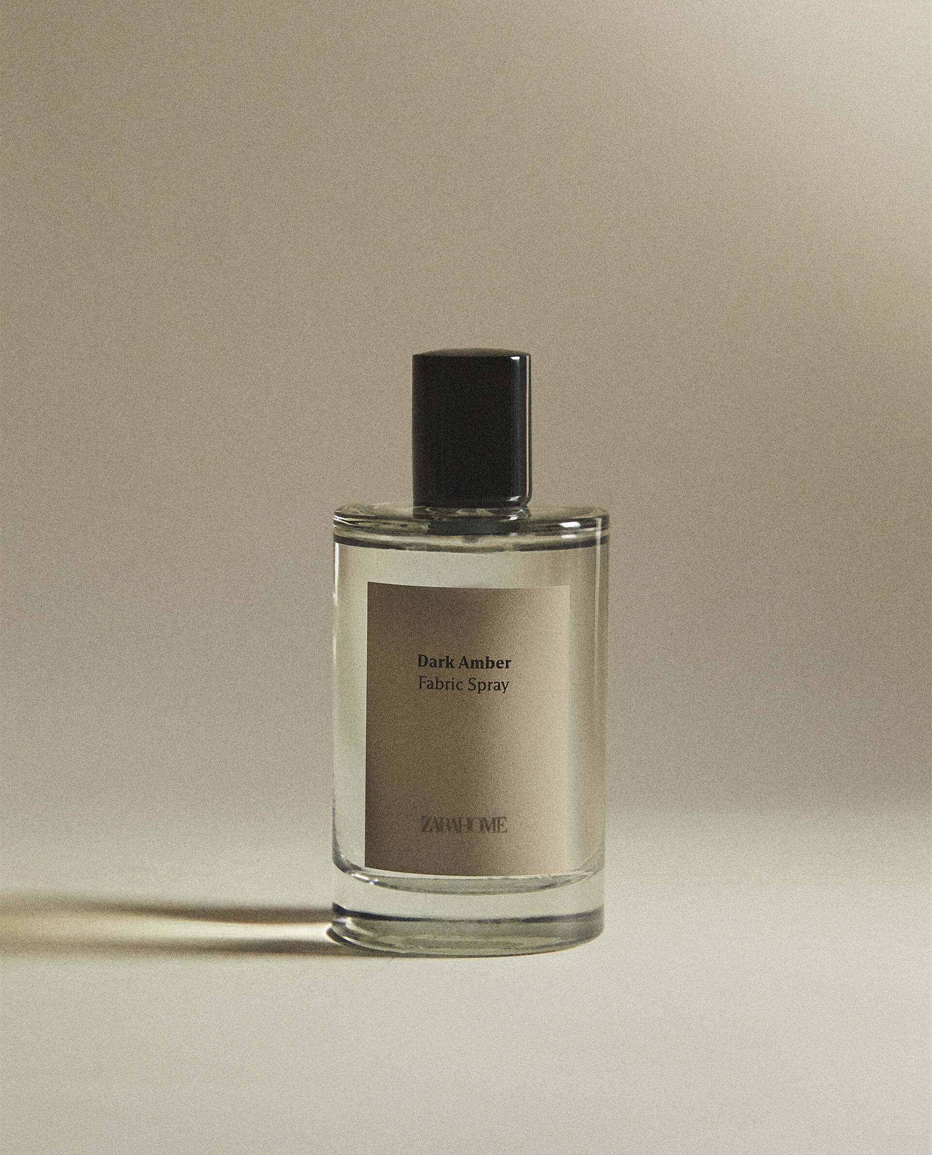 (100 ML) DARK AMBER FABRIC FRESHENER SPRAY Zara Home South Korea / 대한민국