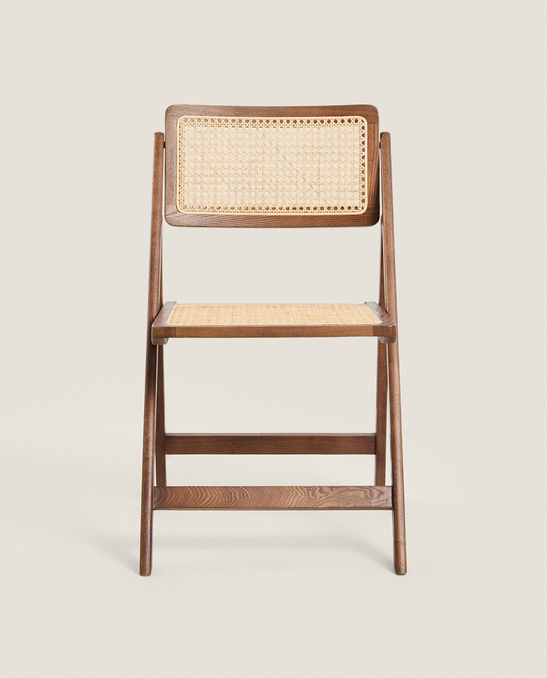 RATTAN AND WOOD FOLDING CHAIR Zara Home UAE DUBAI SHARJAH AJMAN UAQ FUJAIRAH