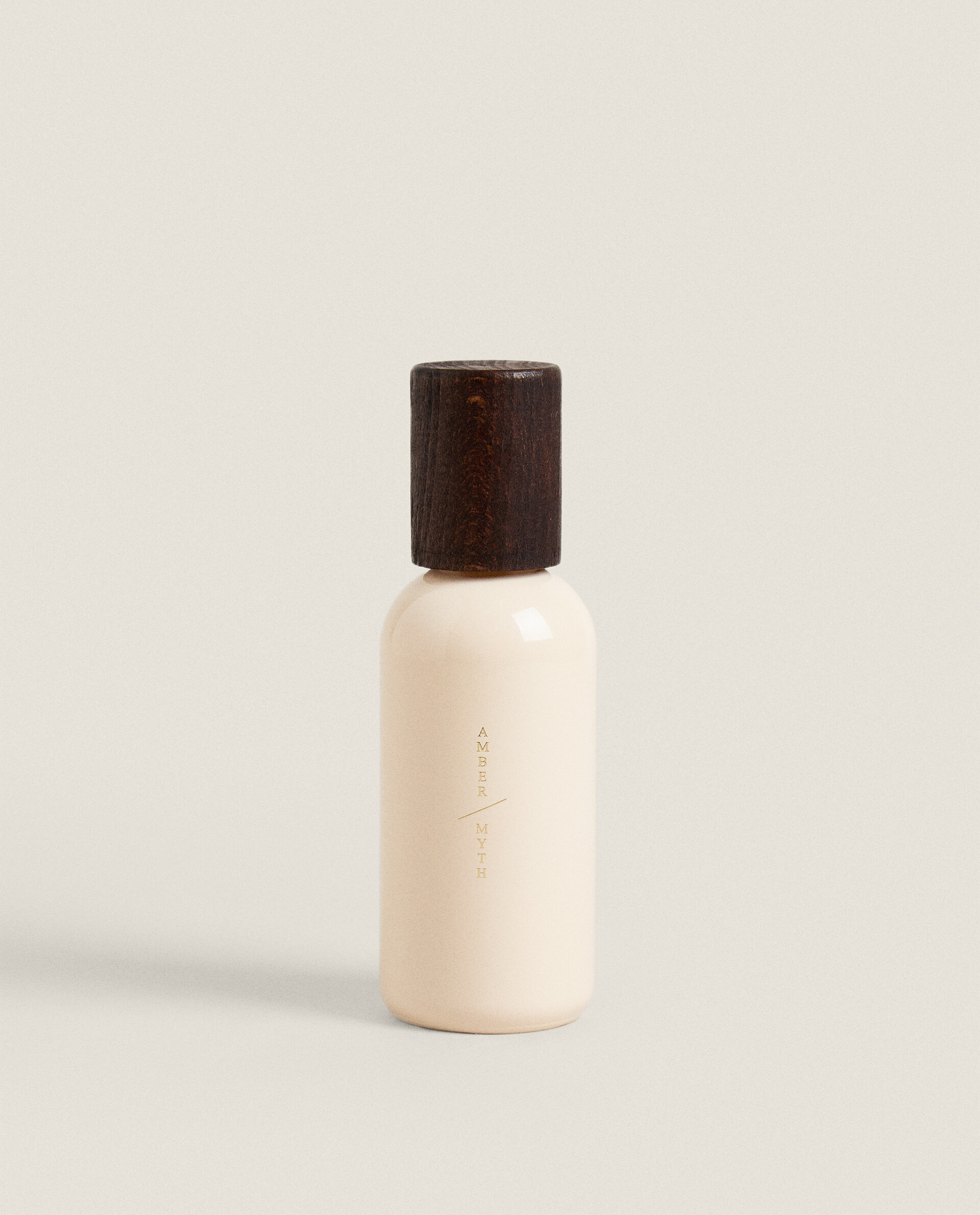 200 ML) スプレーディフューザーAMBER MYTH | Zara Home 日本/Japan