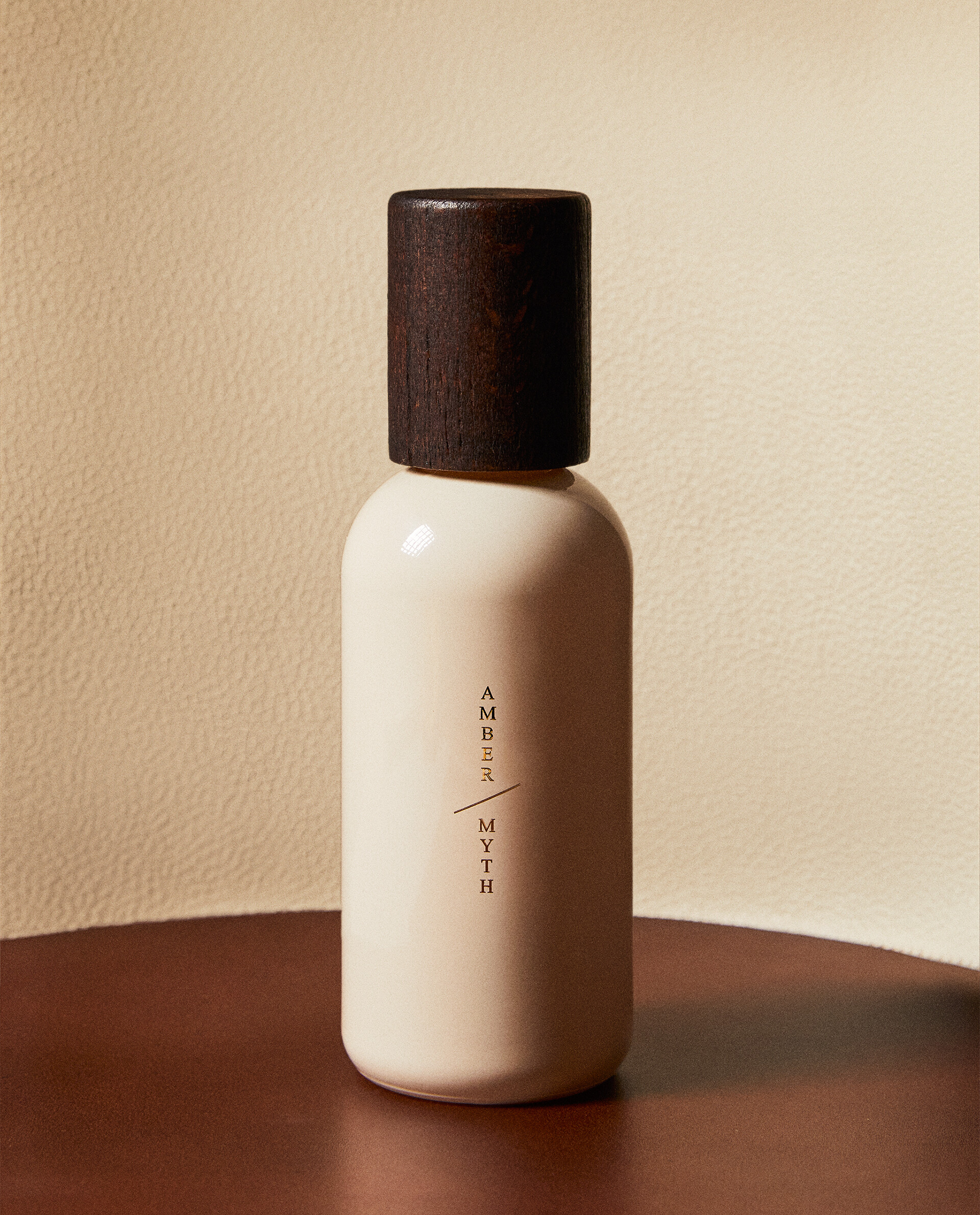 200 ML) スプレーディフューザーAMBER MYTH | Zara Home 日本/Japan