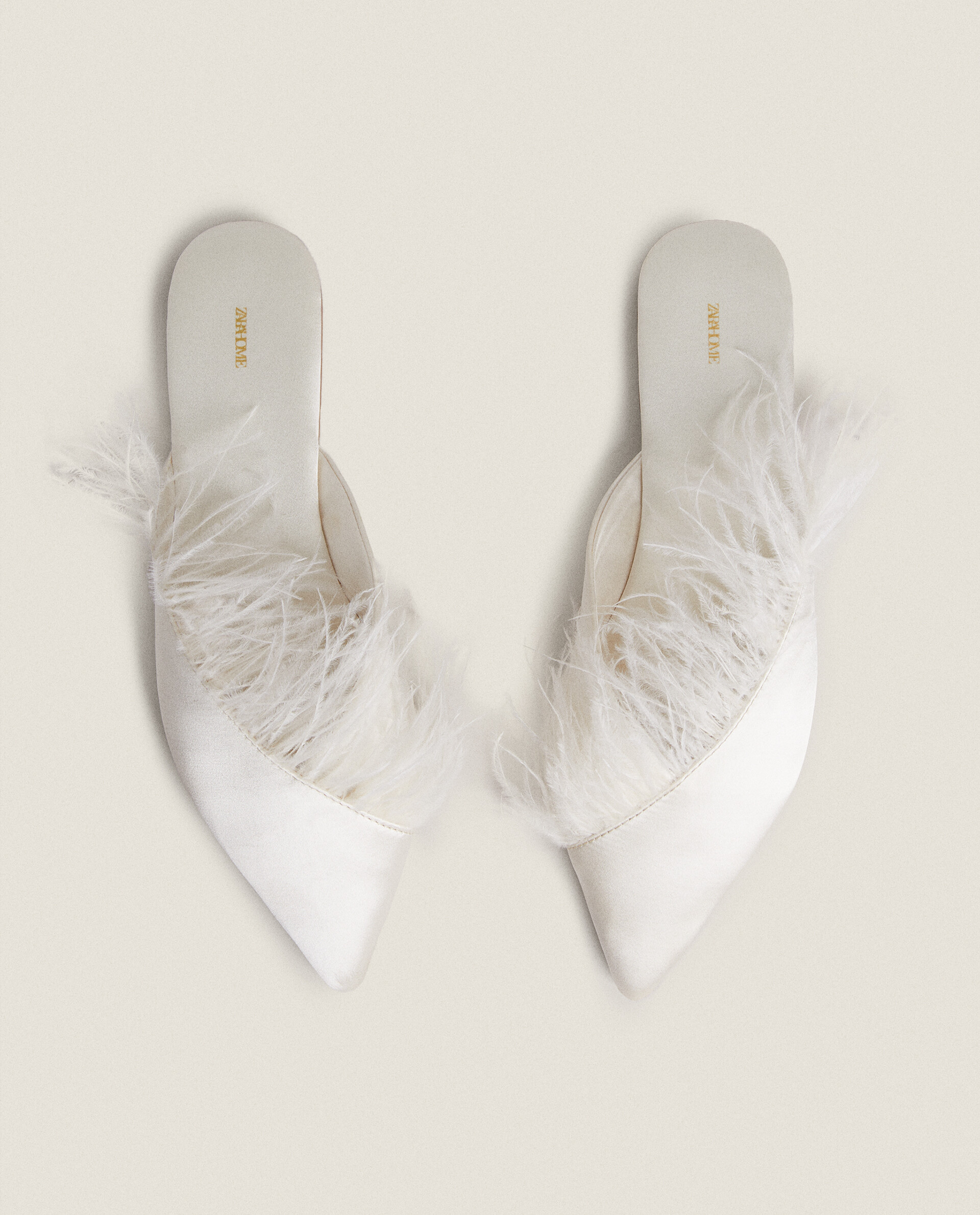Slippers with hotsell feathers