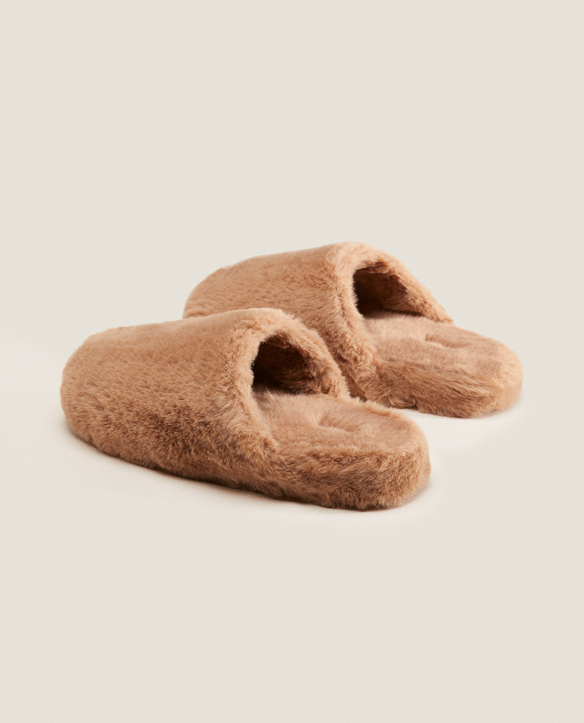 Zara home fur sale slippers