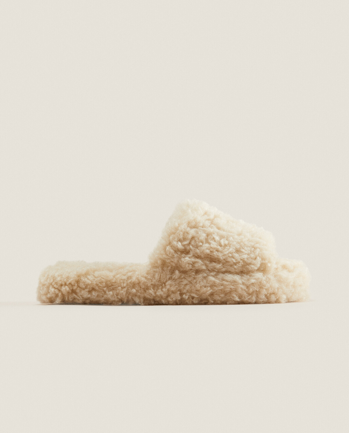 Zara home fluffy hot sale slippers