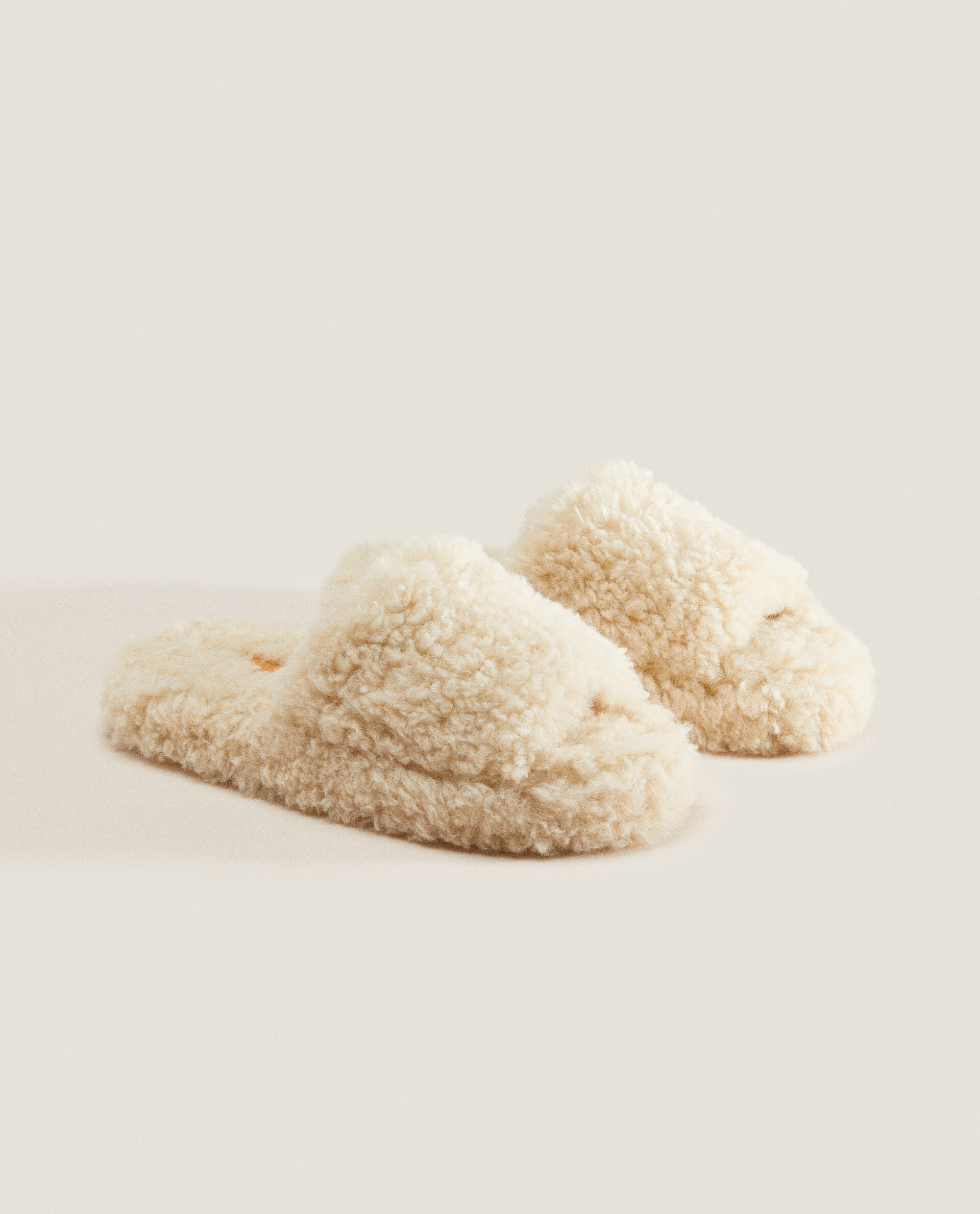 Zara home fuzzy discount slippers