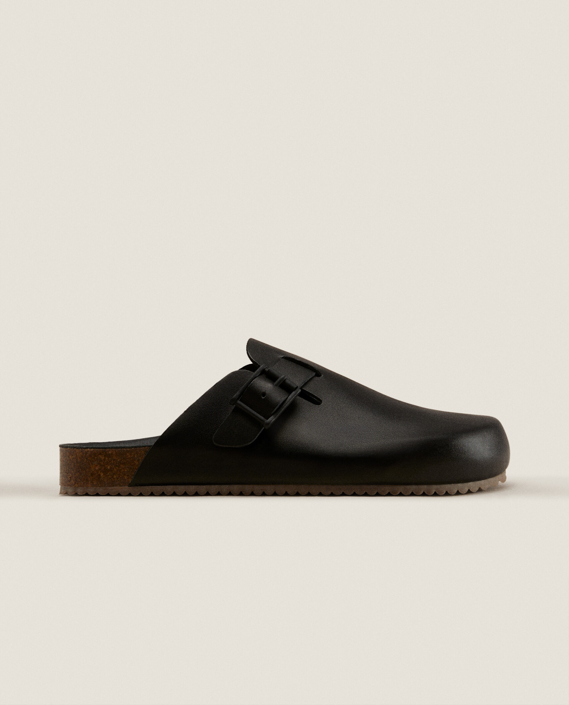 Leather clogs top