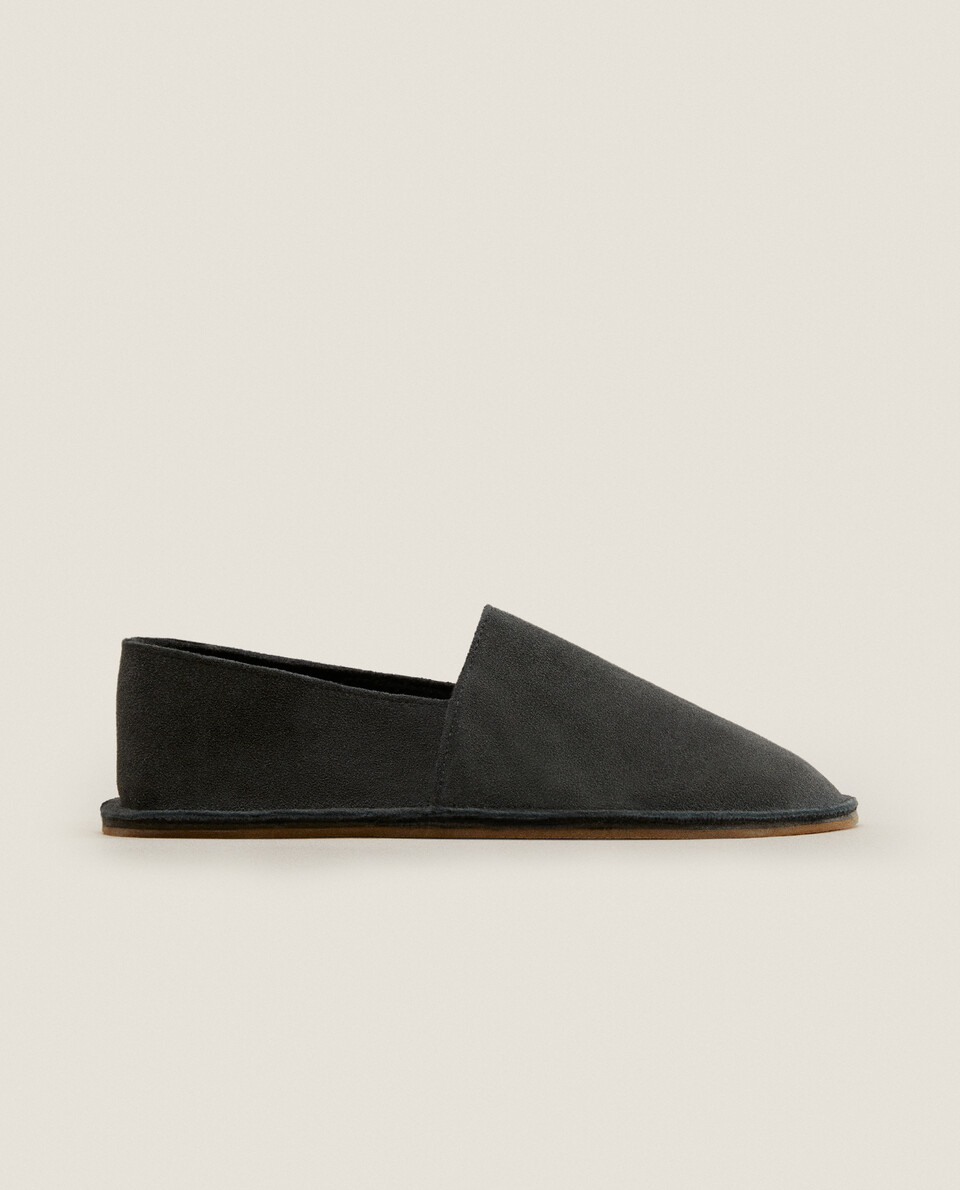MINIMALIST LEATHER BABOUCHE SLIPPERS