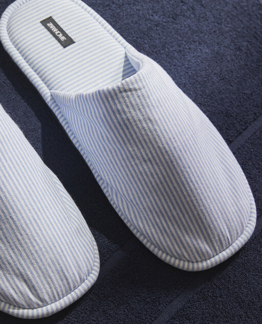 SLIPPERS MET FIJNE STREPEN Zara Home Nederland