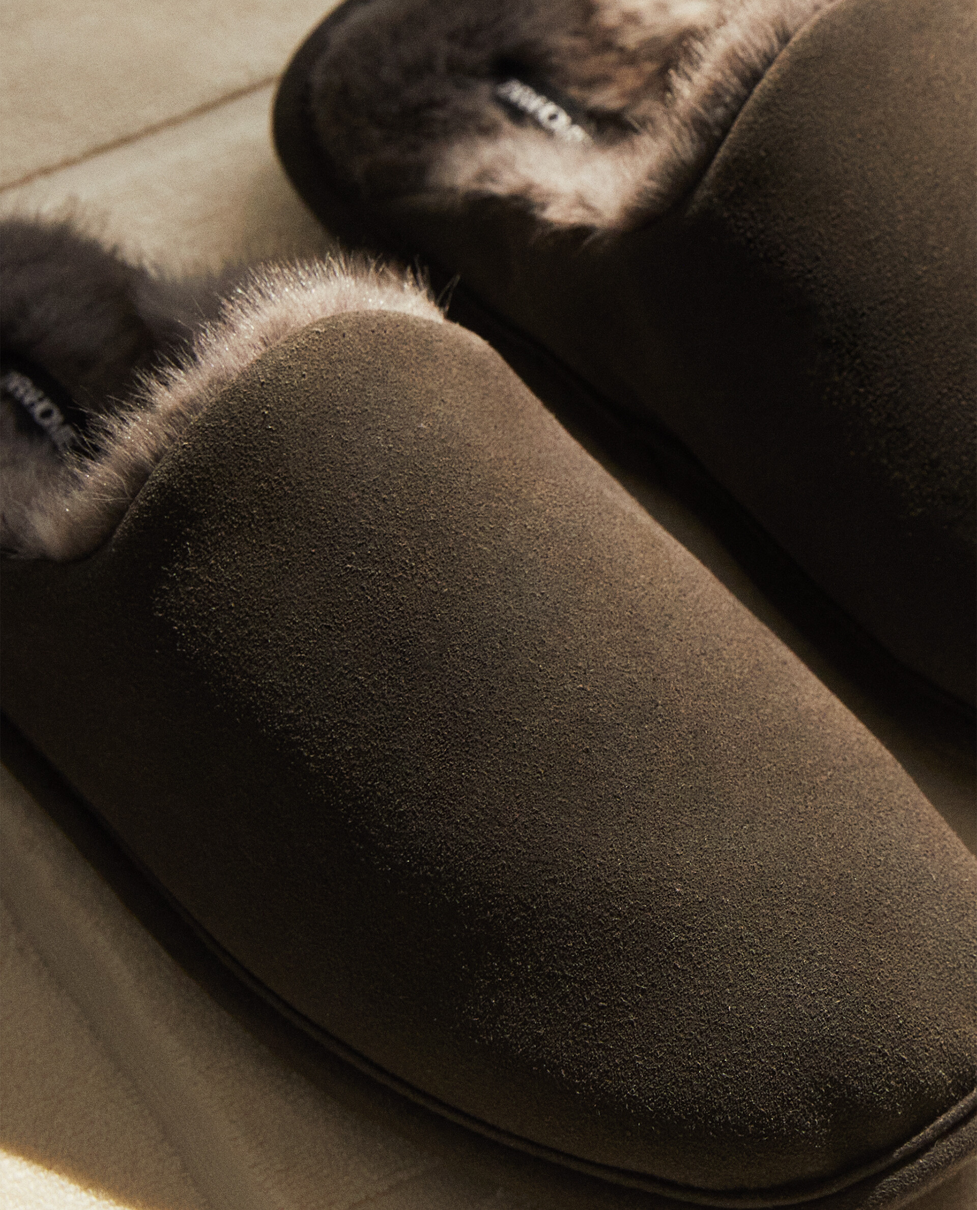 Zara sale leather slippers