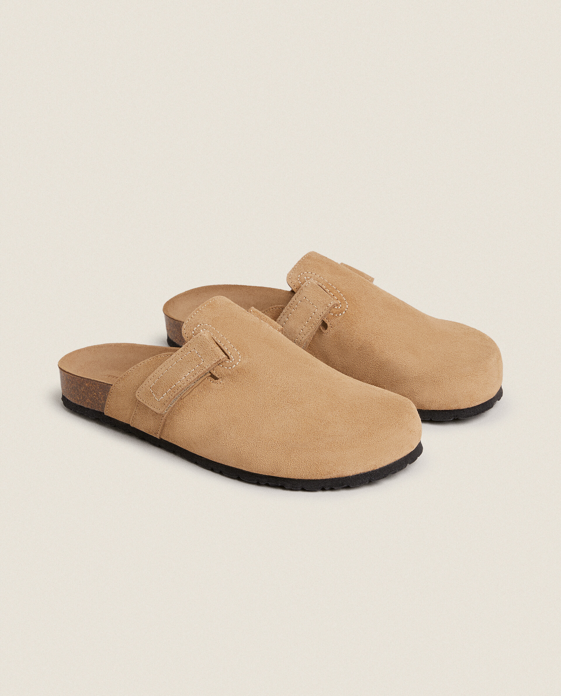Leather clogs hotsell