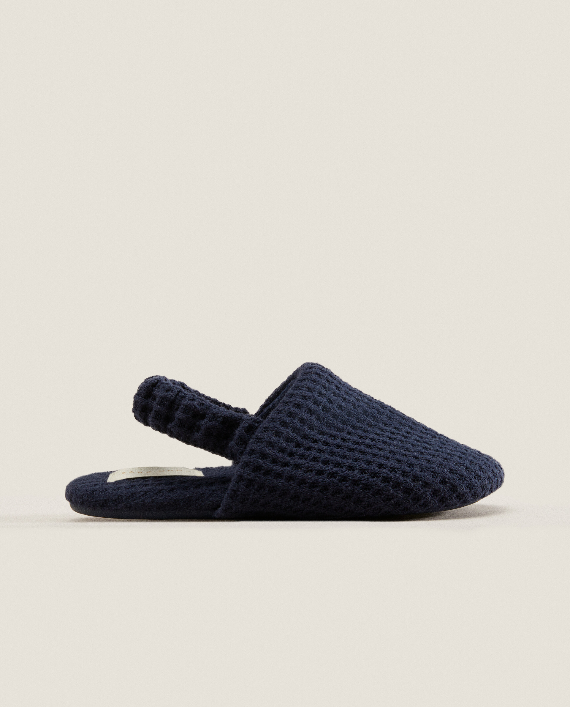 Chaussons ouverts deals