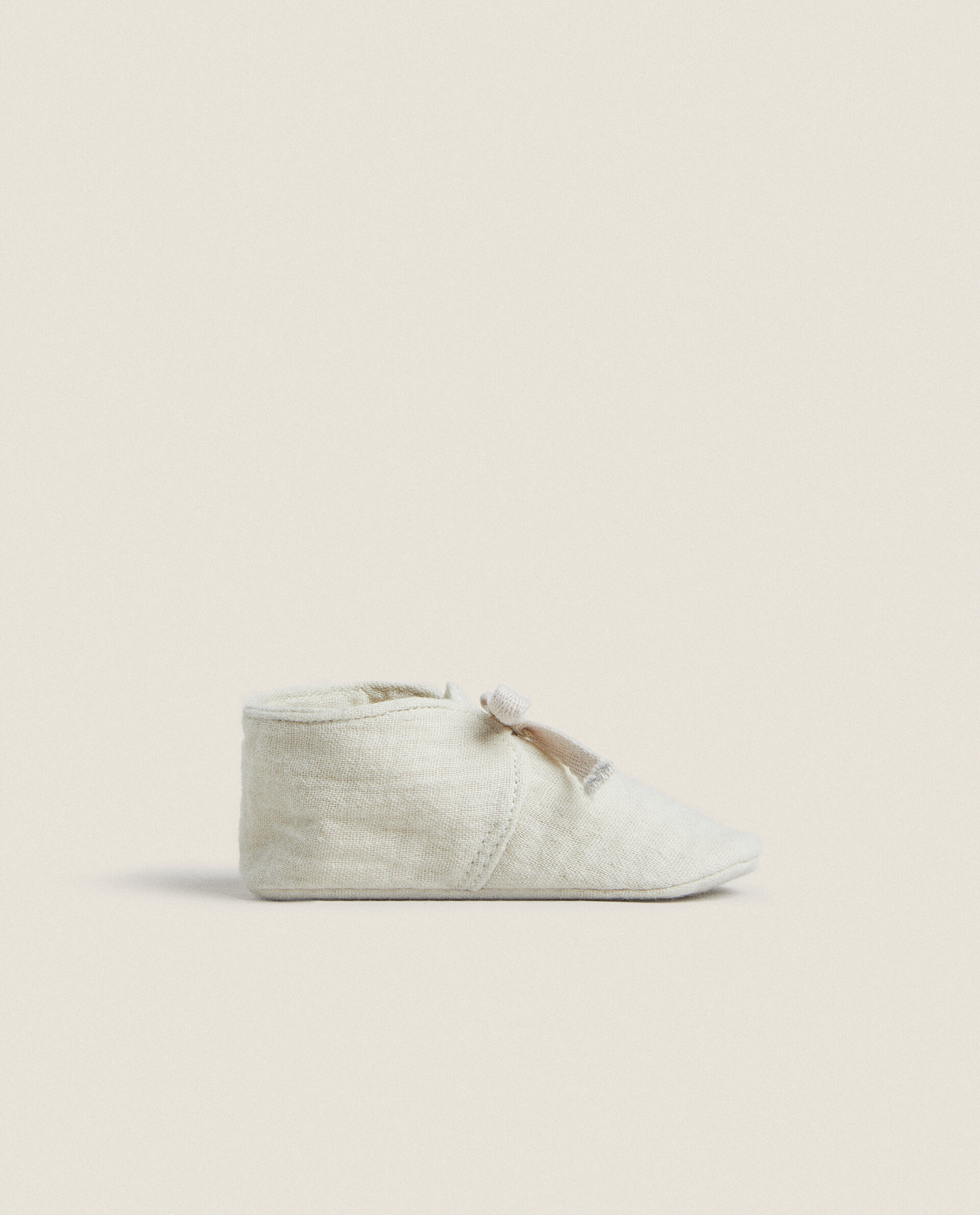 Ciabatte con cheap fiocco zara