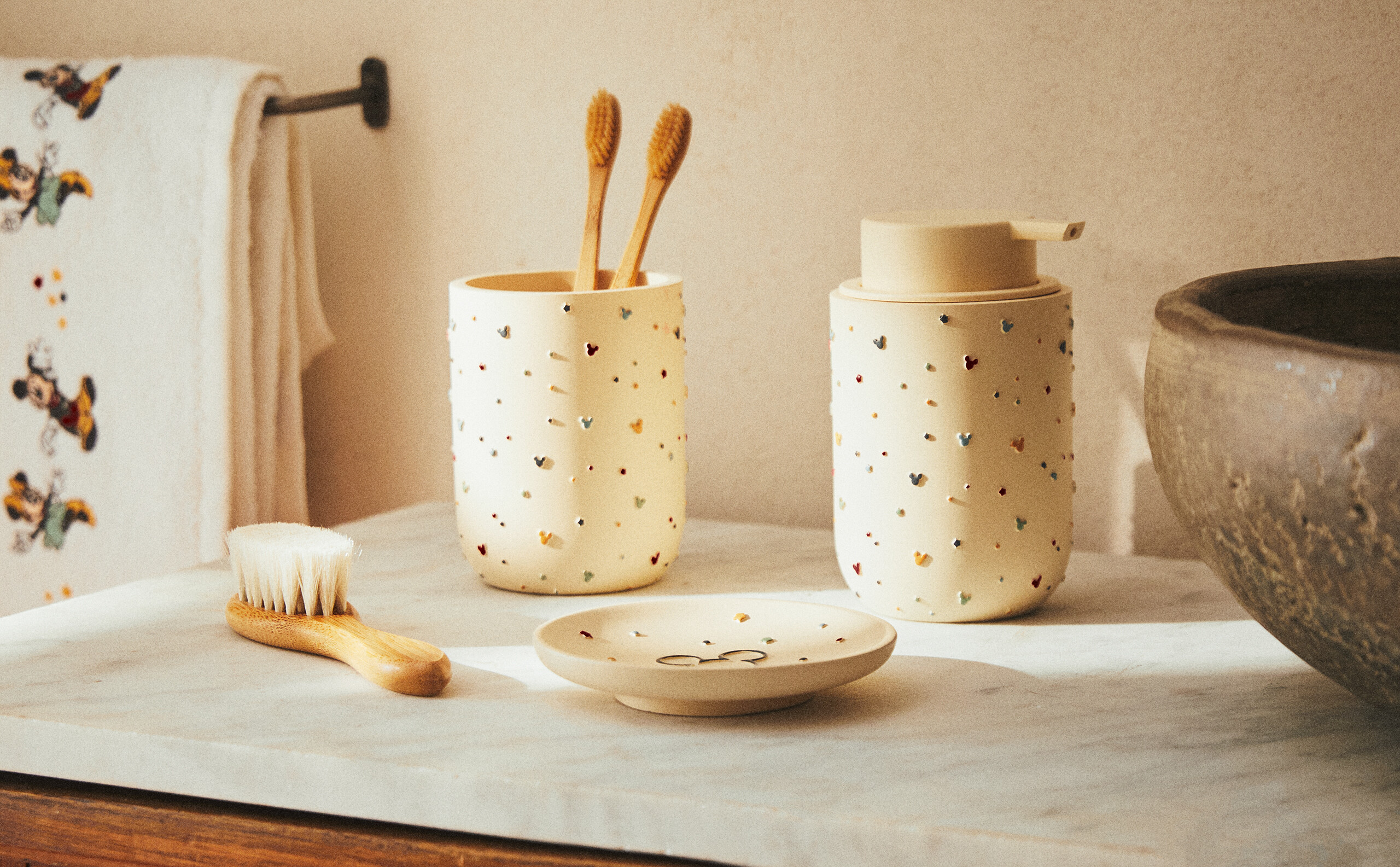 Accesorios de ba o NI OS BA O Zara Home Rep blica Dominicana
