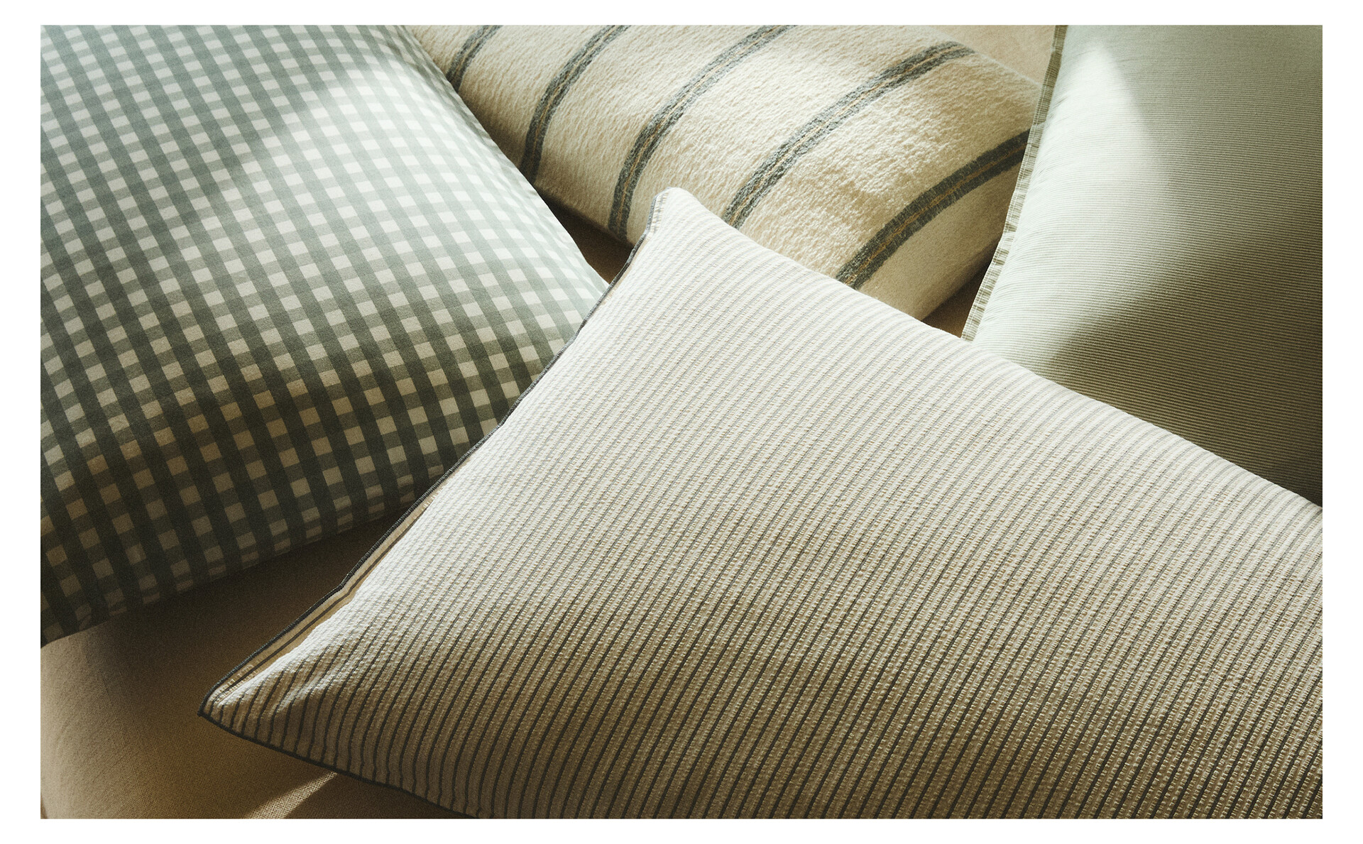 Coussin Raiden Nouveautés