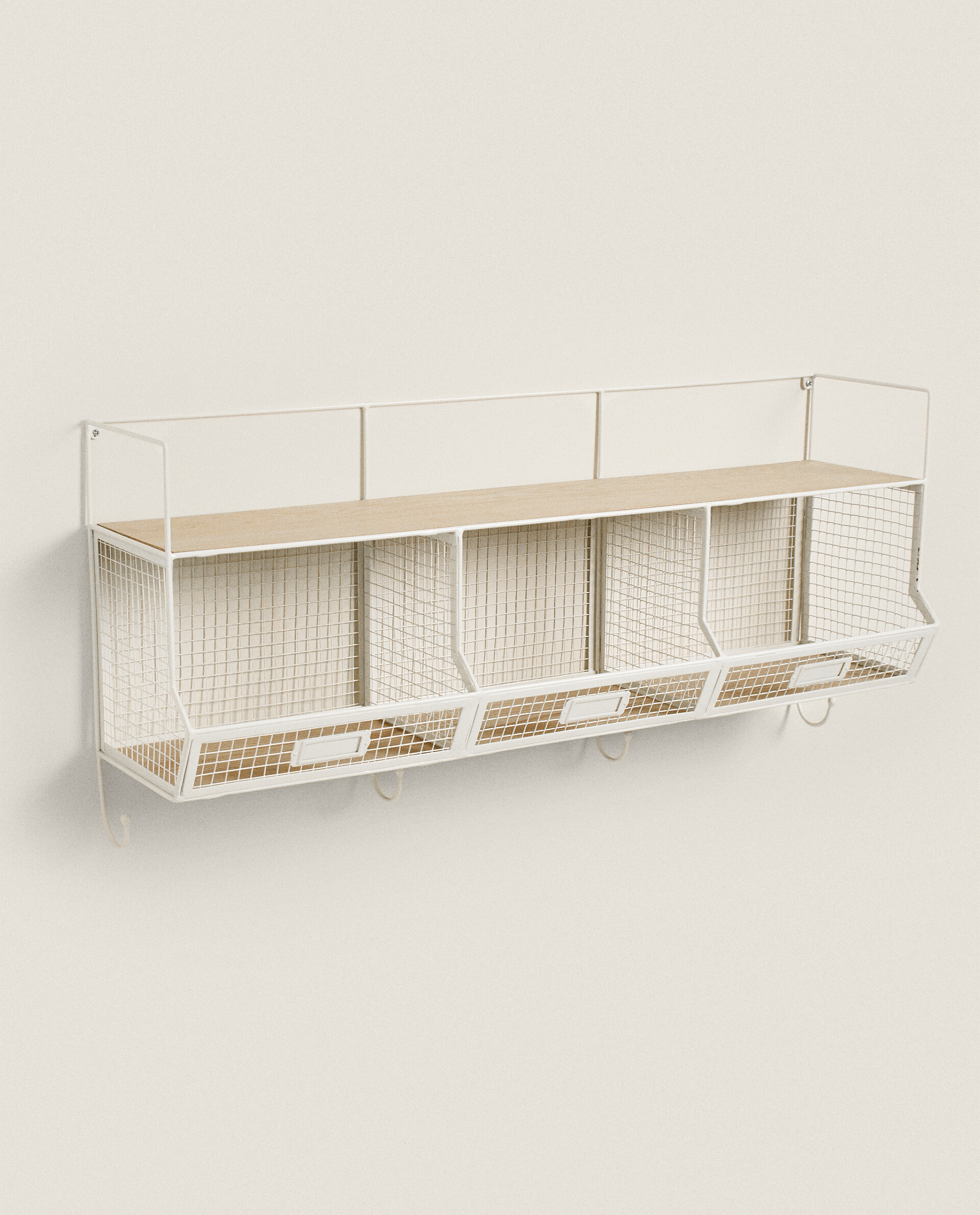 LACQUERED METAL AND WOOD WALL SHELF