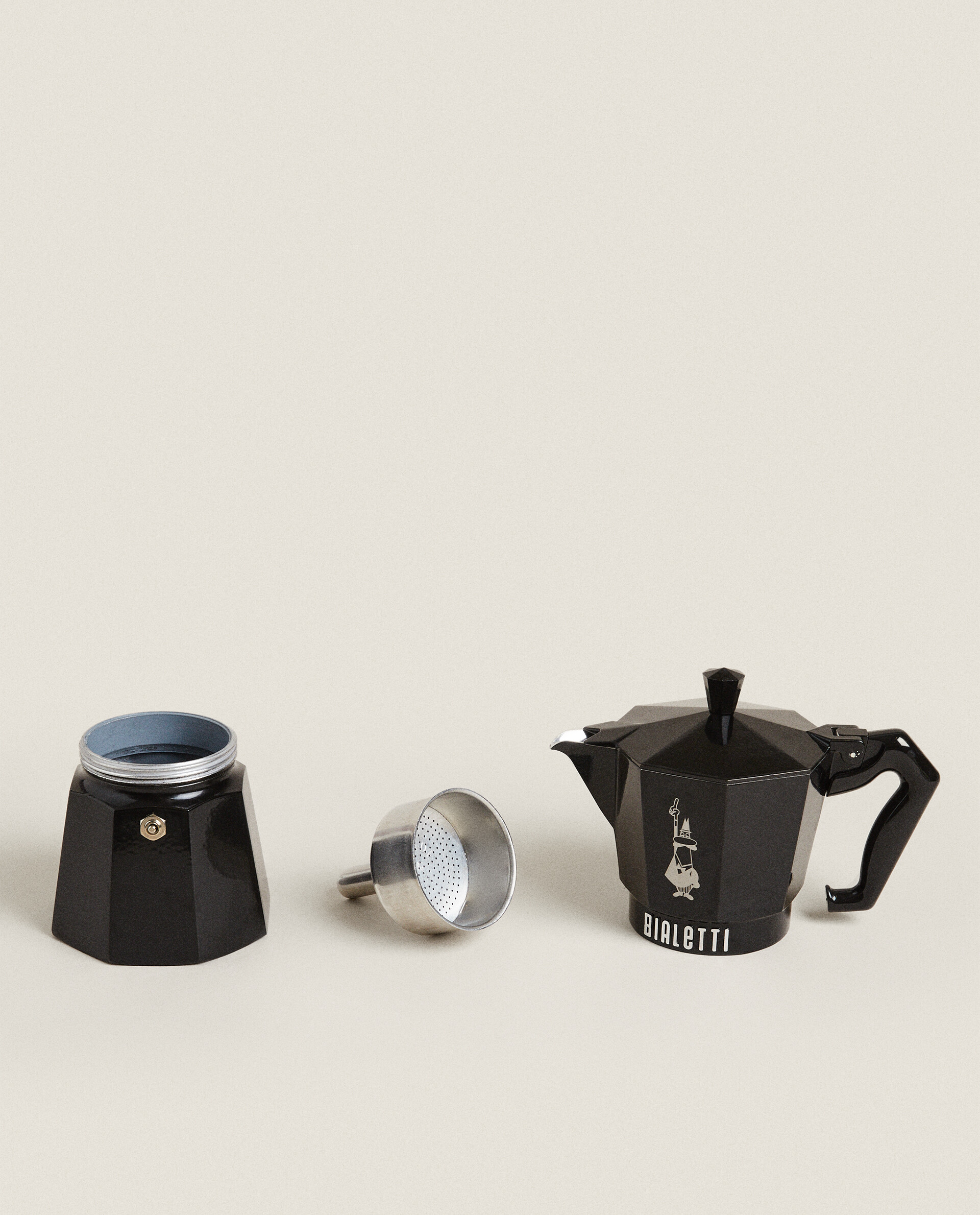 CAFETERA BIALETTI 6 TAZAS, Zara Home México en 2023