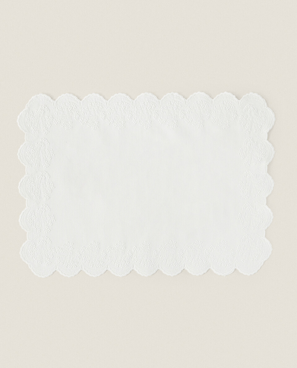 Embroidered Linen Placemat | Zara