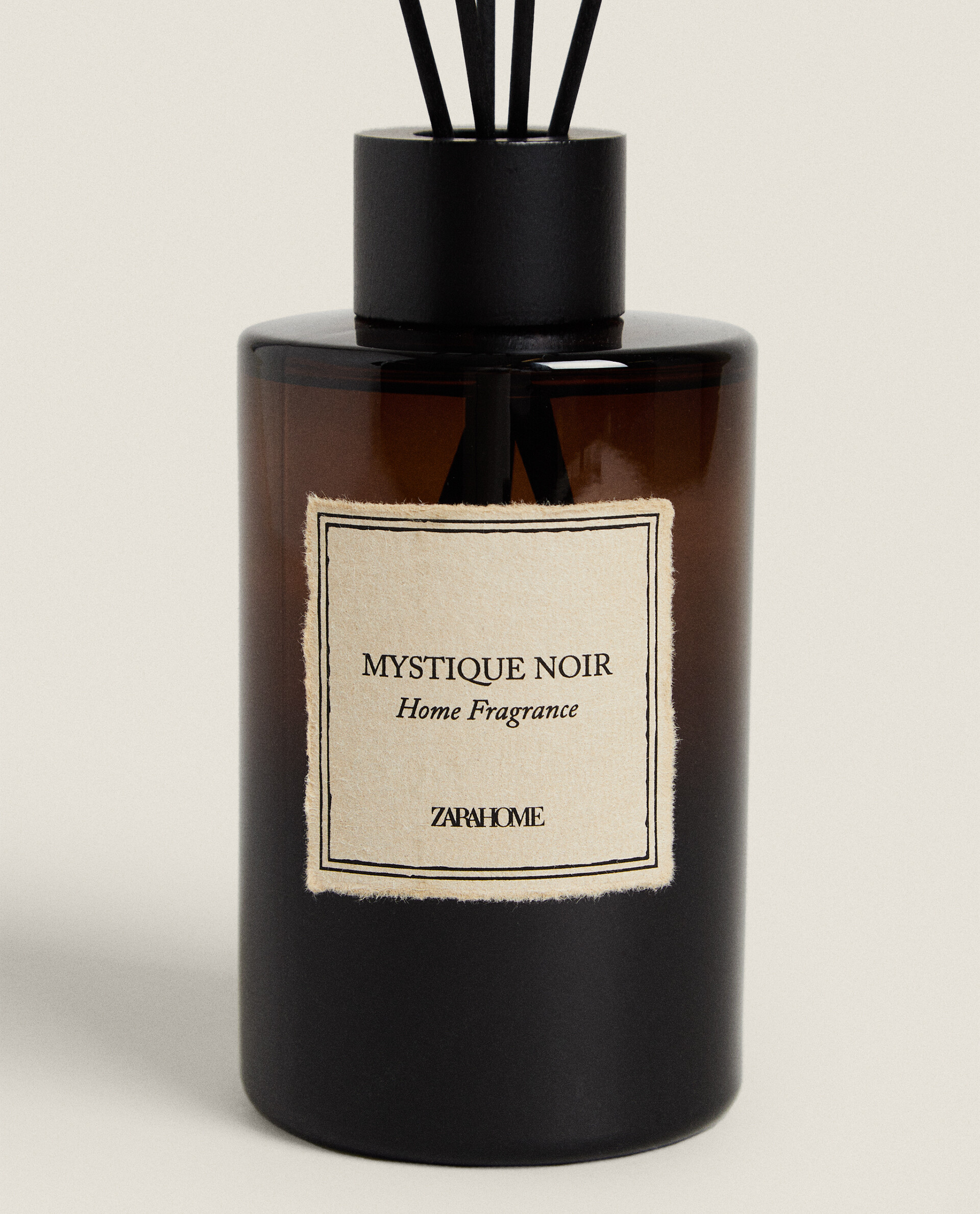 Mystique discount noir perfume