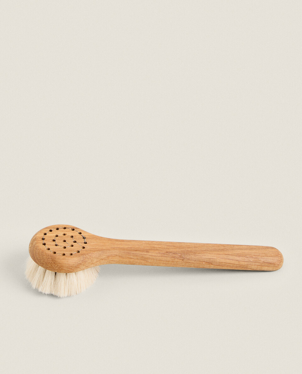 IRIS HANTVERK FACE BRUSH Zara Home UAE ABU DHABI/AL AIN/RAS ALKHAIMAH‎