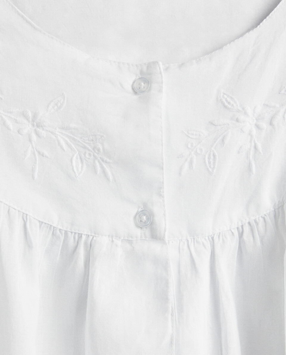 EMBROIDERED NIGHTDRESS