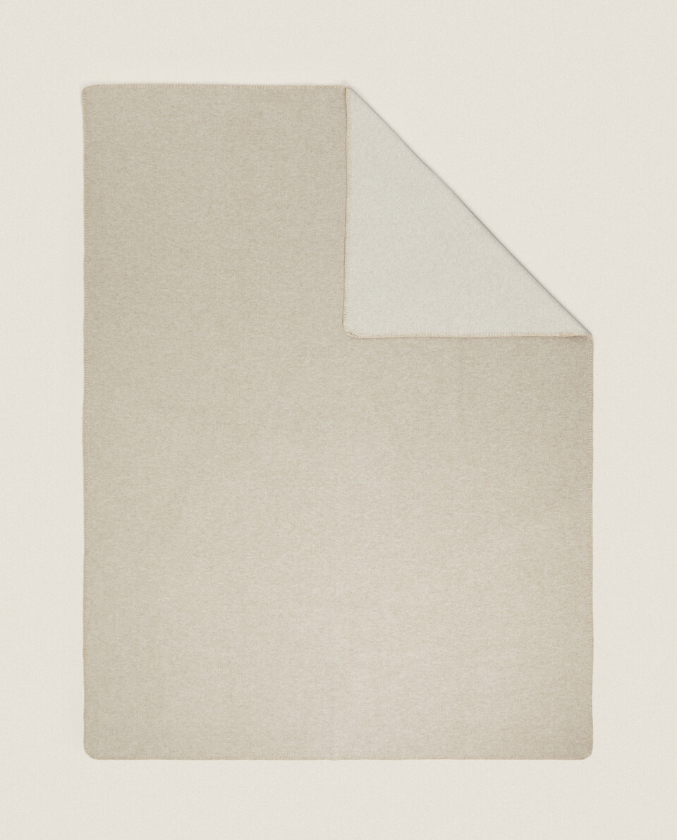 بطانية ذات وجهين Zara Home UAE ABU DHABI/AL AIN/RAS ALKHAIMAH‎