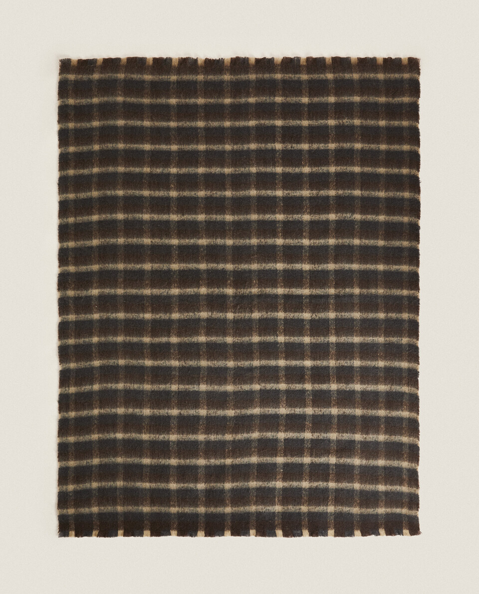 FRAYED CHECKED BLANKET