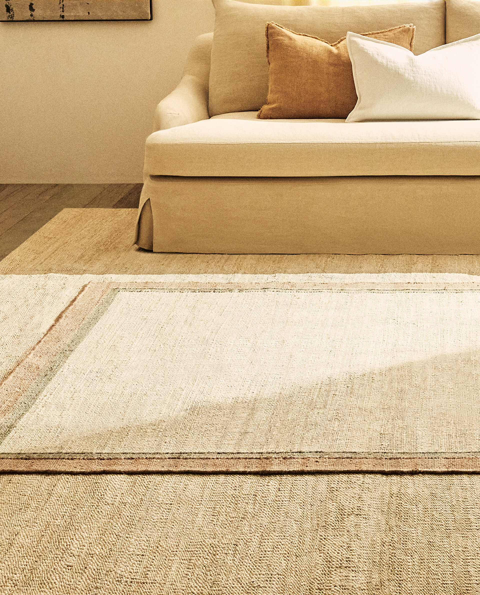 RECTANGULAR JUTE RUG WITH CONTRAST BORDER Zara Home Bahrain