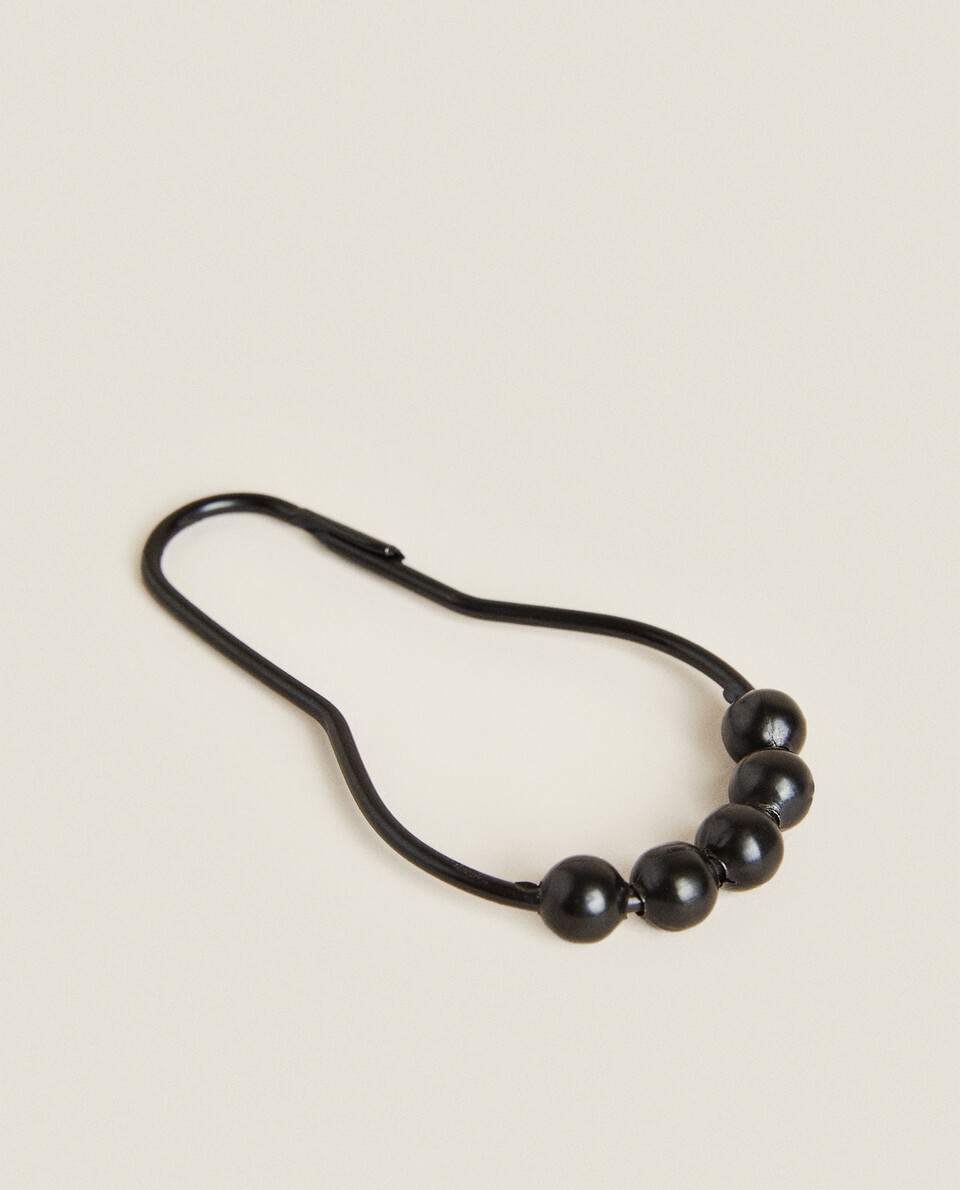 PACK ANILLAS CORTINA BA O METAL PACK 12 Zara Home Espa a pack-anillas-cortina-ba-o-metal-pack-12-zara-home-espa-a