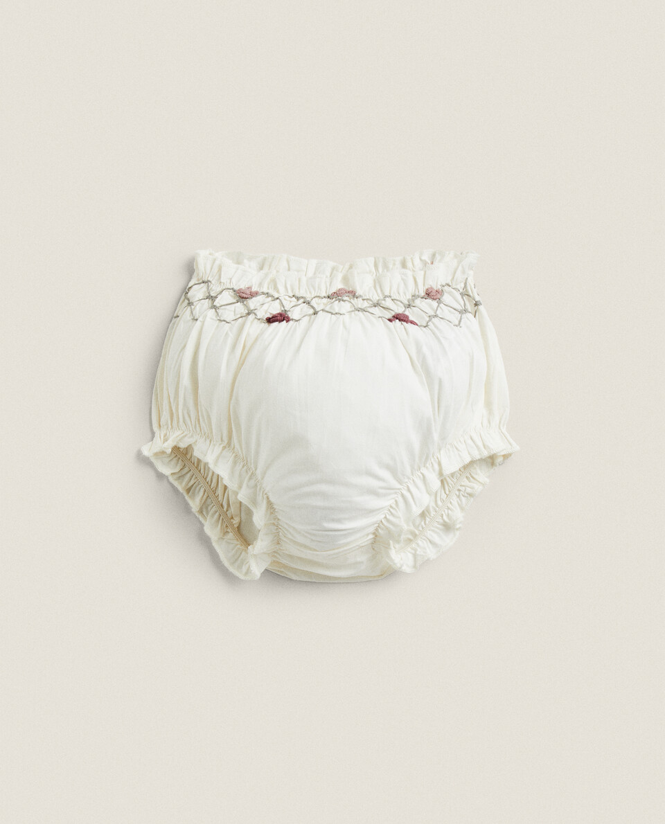 EMBROIDERED BABY BLOOMERS