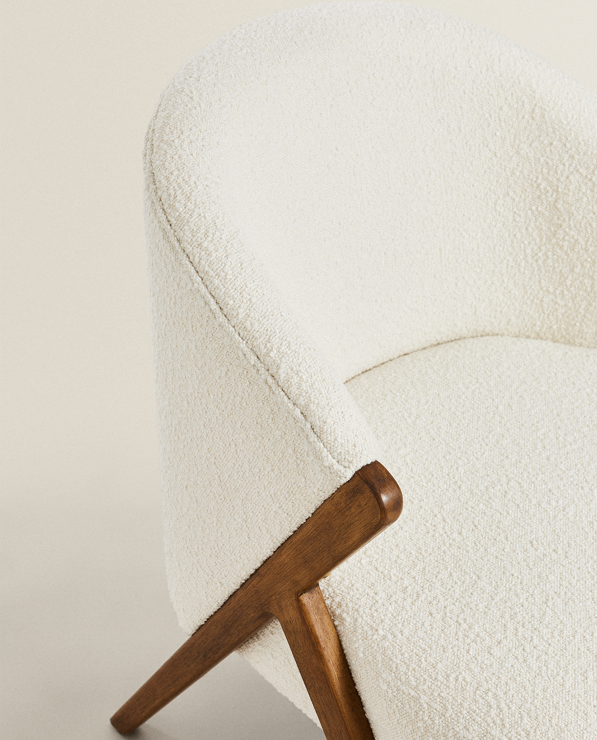 Zara home best sale boucle chair