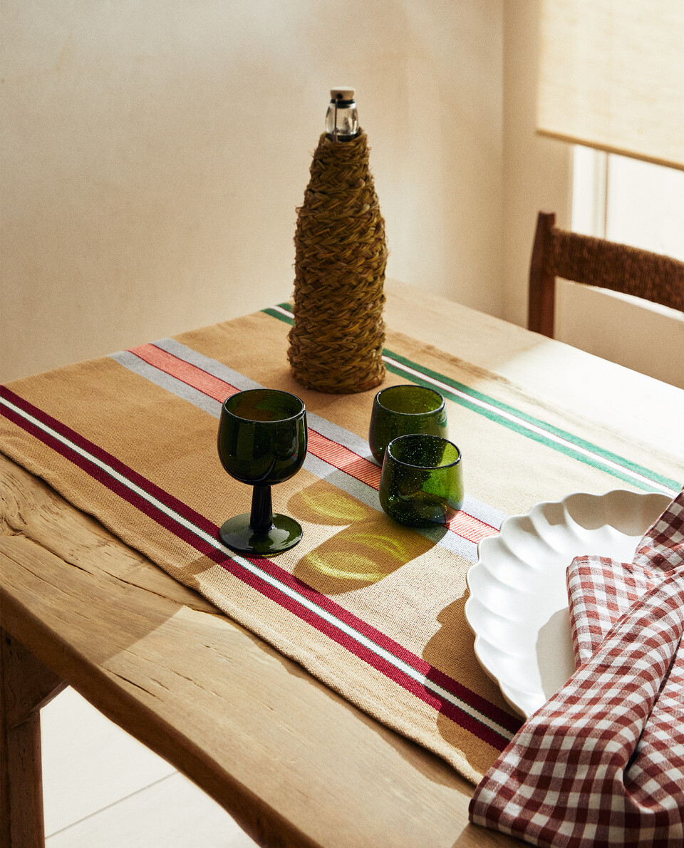 COTTON TABLE RUNNER WITH IRREGULAR STRIPES