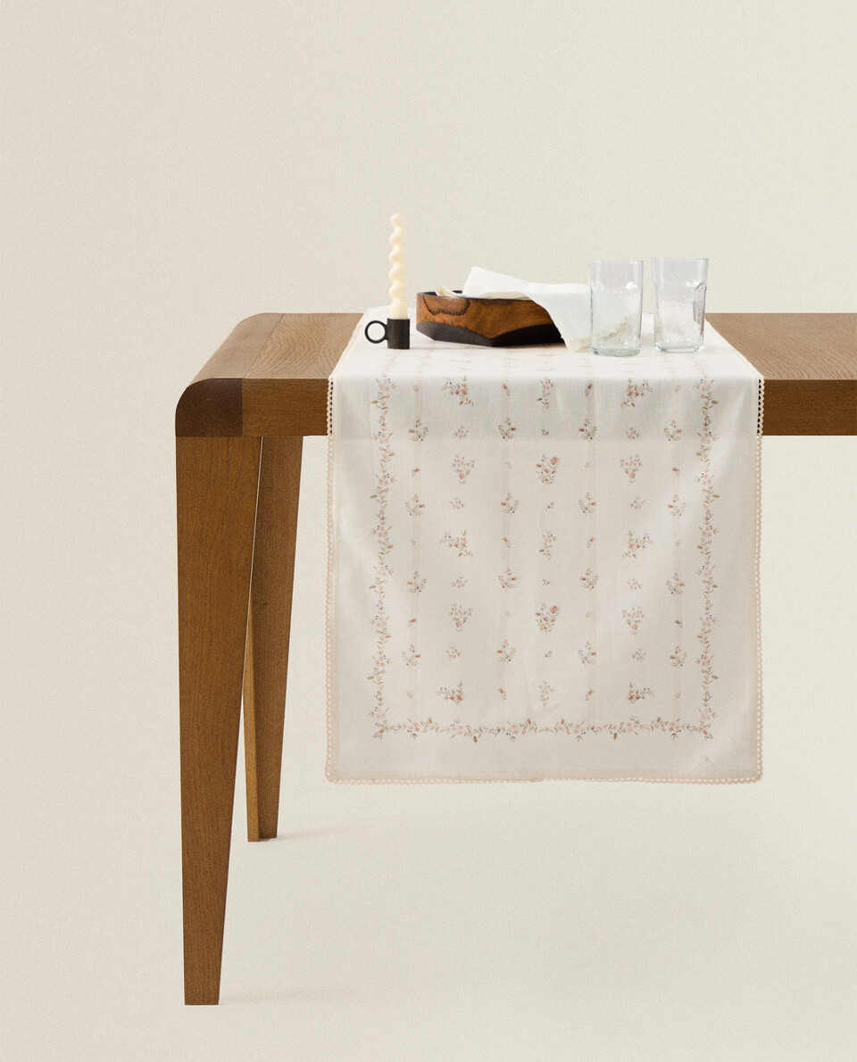 FLORAL PRINT COTTON TABLE RUNNER