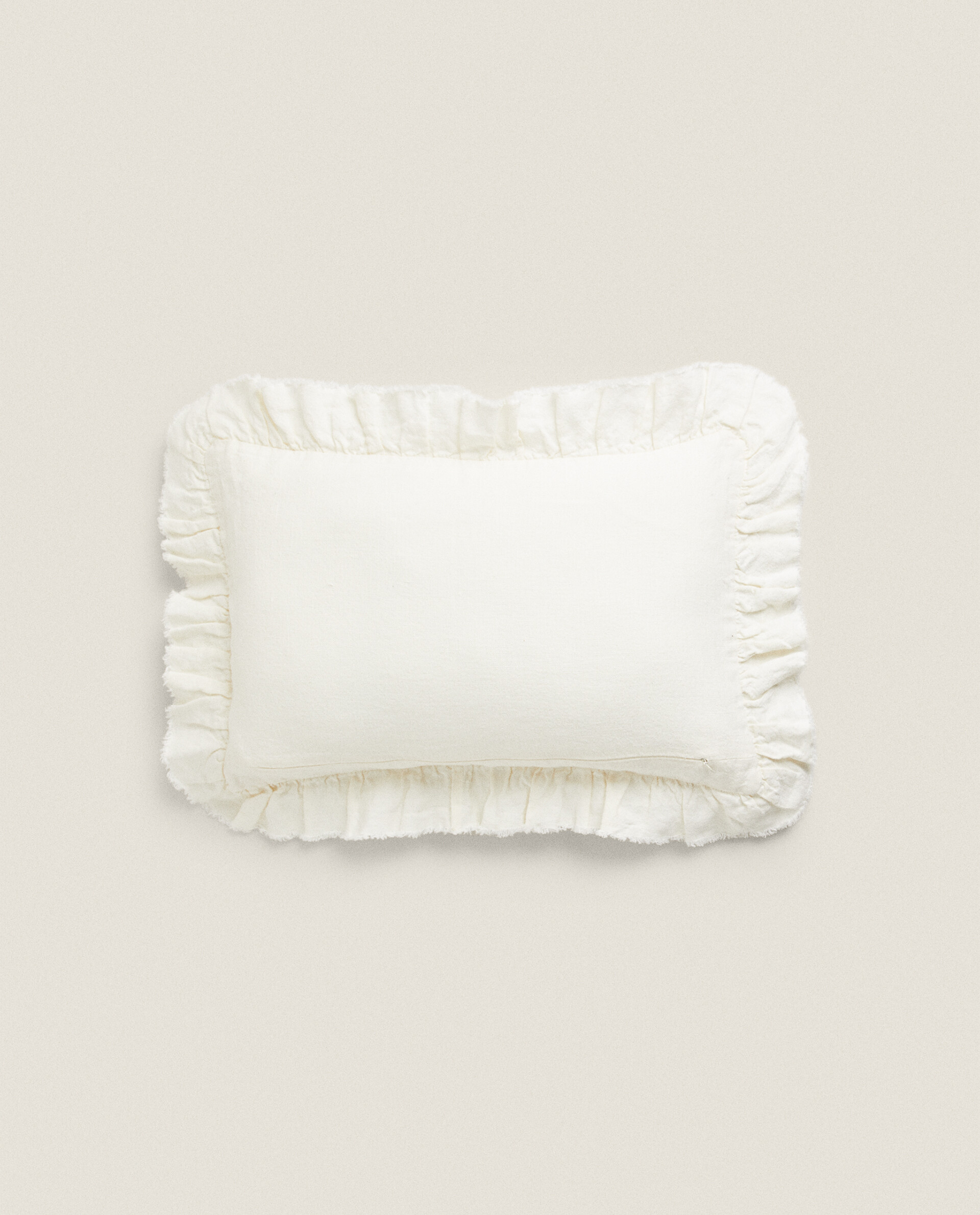 White discount ruffle cushion