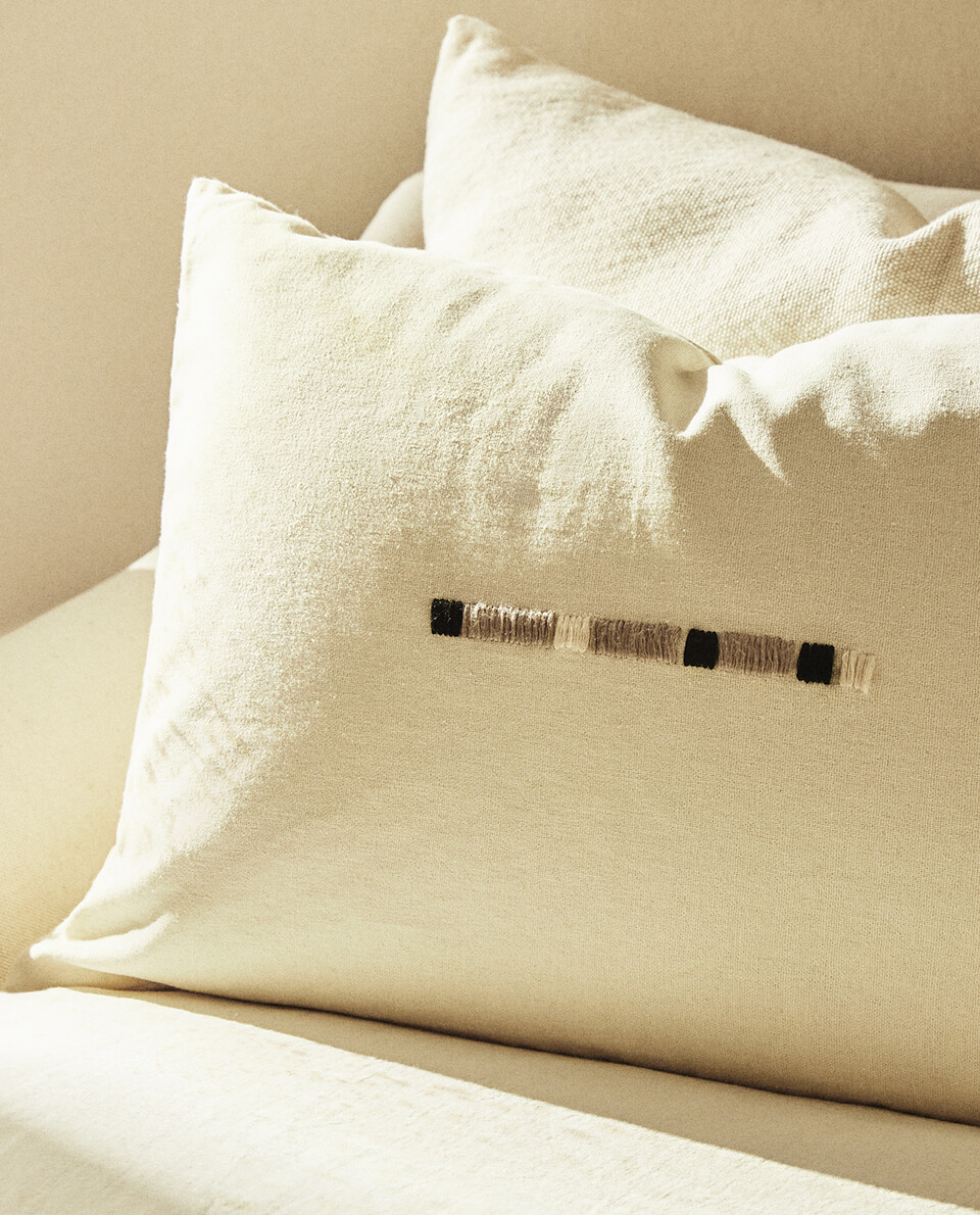EMBROIDERED LINEN CUSHION COVER
