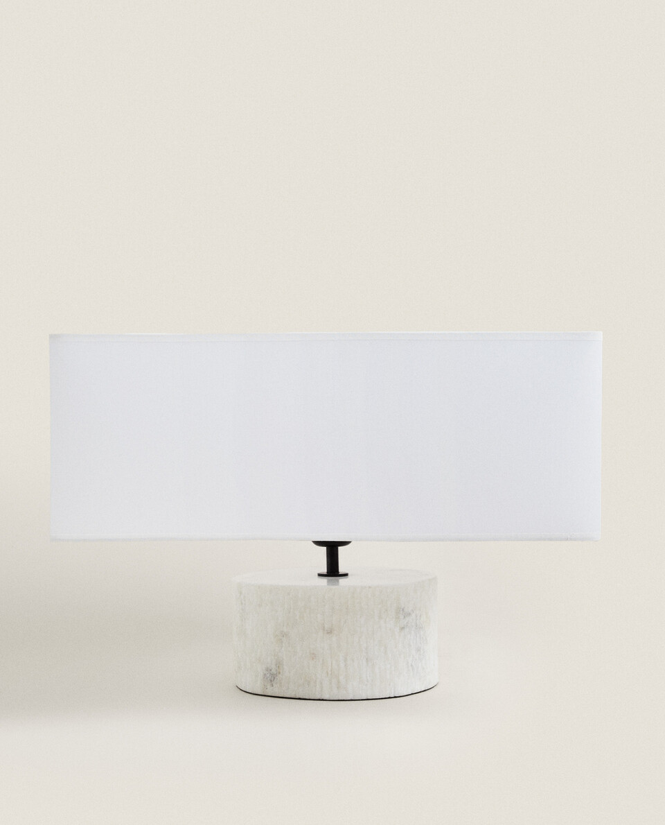 LÁMPARA BASE MÁRMOL X STUDIO NICHOLSON