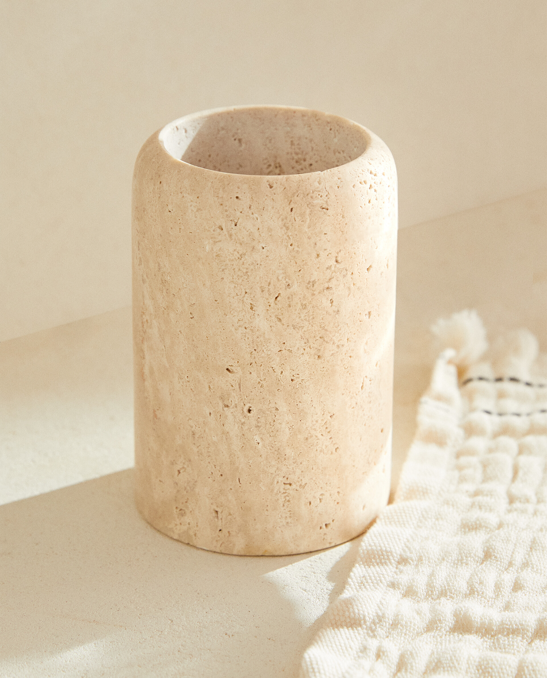 BEIGE MARBLE TUMBLER - Beige