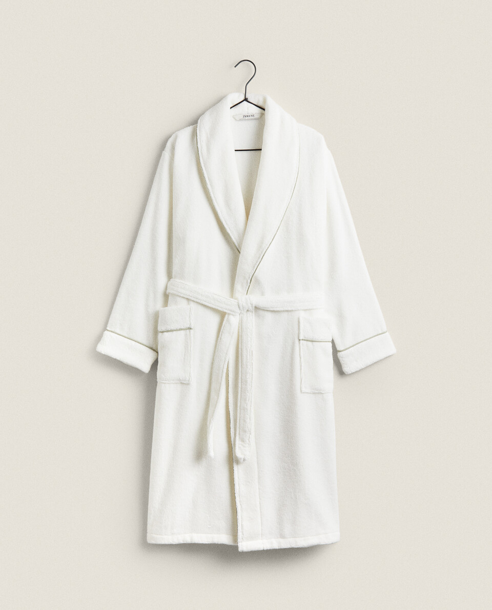 EXTRA SOFT BATHROBE WITH CONTRAST PIPING Zara Home UAE ABU DHABI/AL