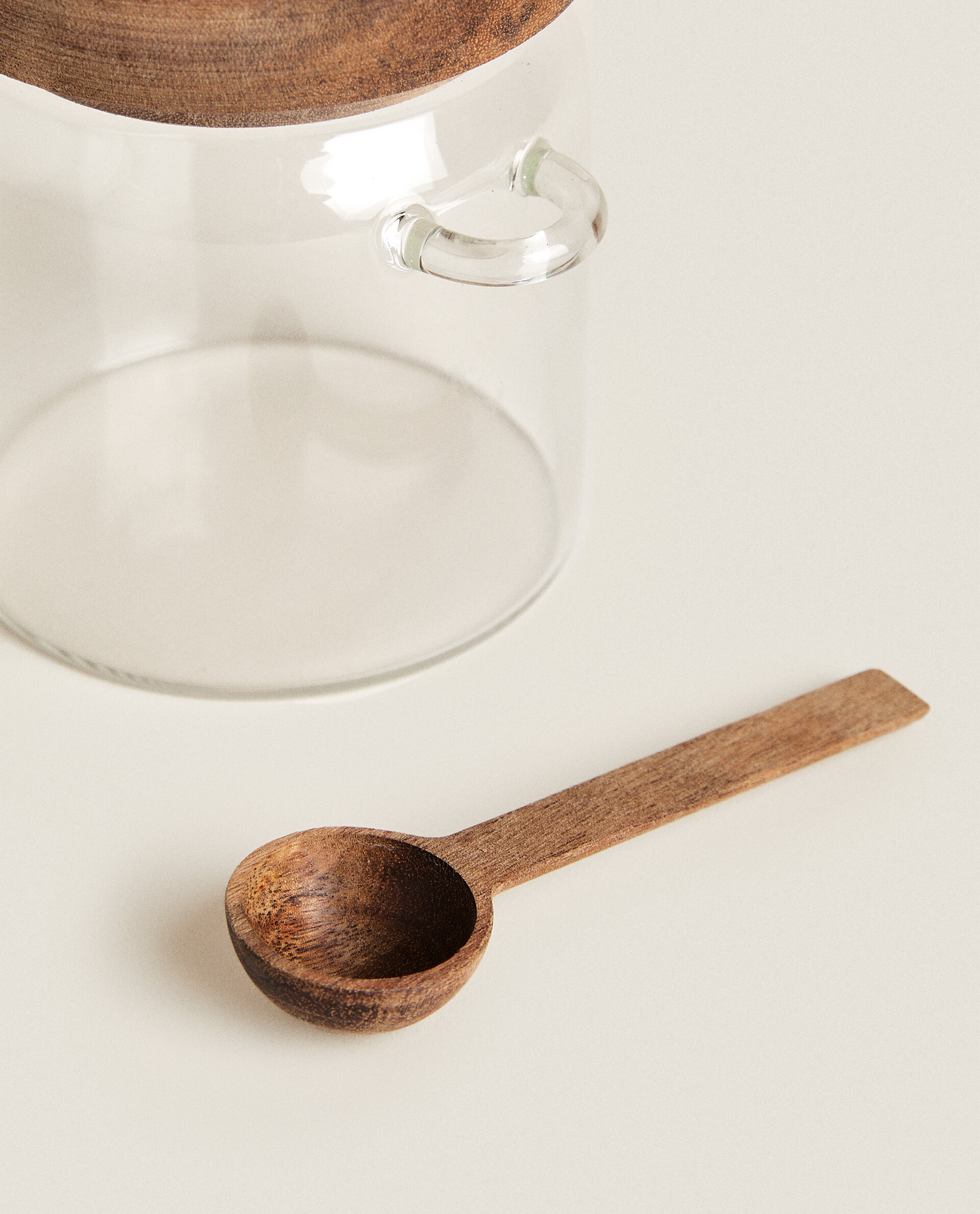 BOROSILICATE GLASS JAR WITH LID  Zara Home Հայաստան / Armenia