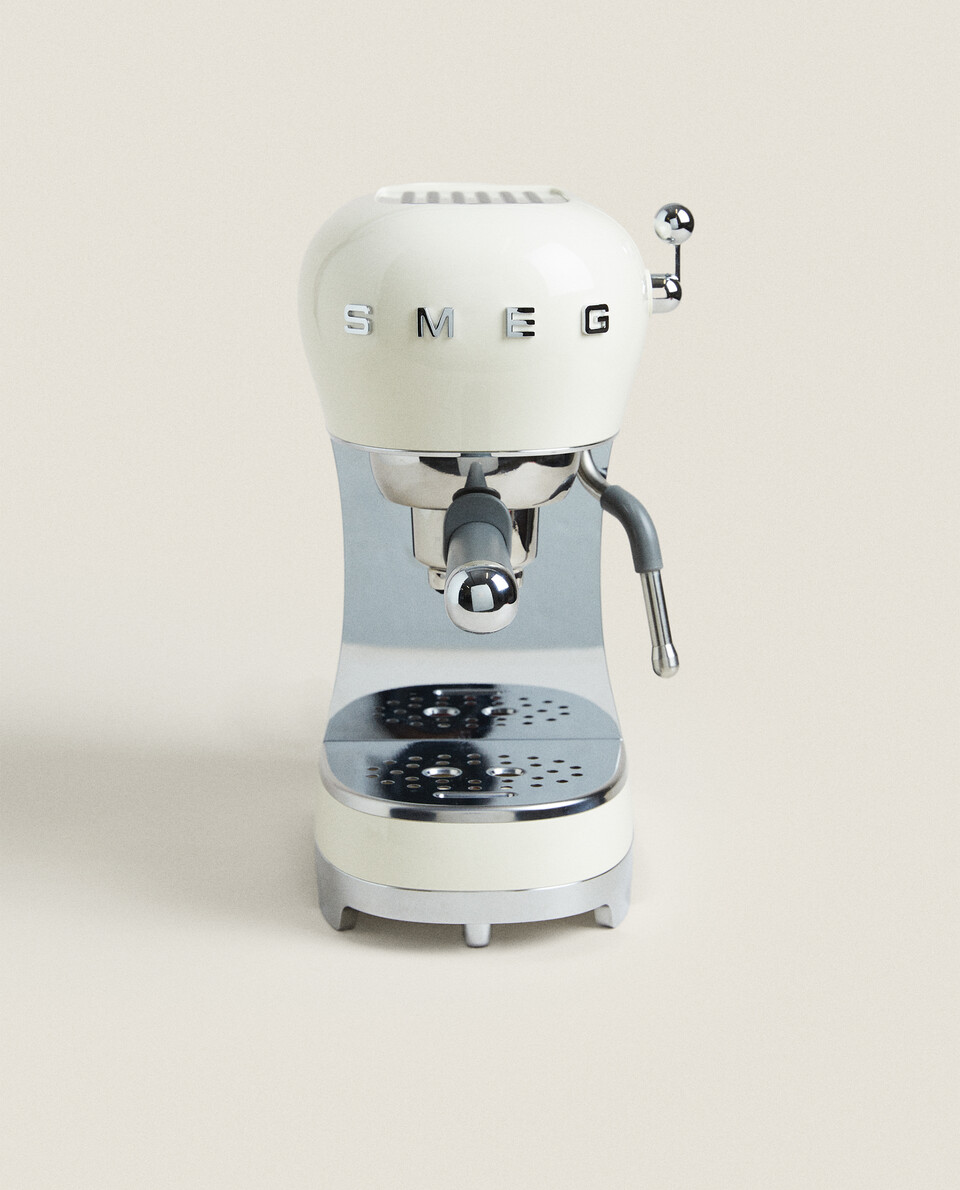 MACHINE À CAFÉ EXPRESSO MANUELLE SMEG Zara Home France