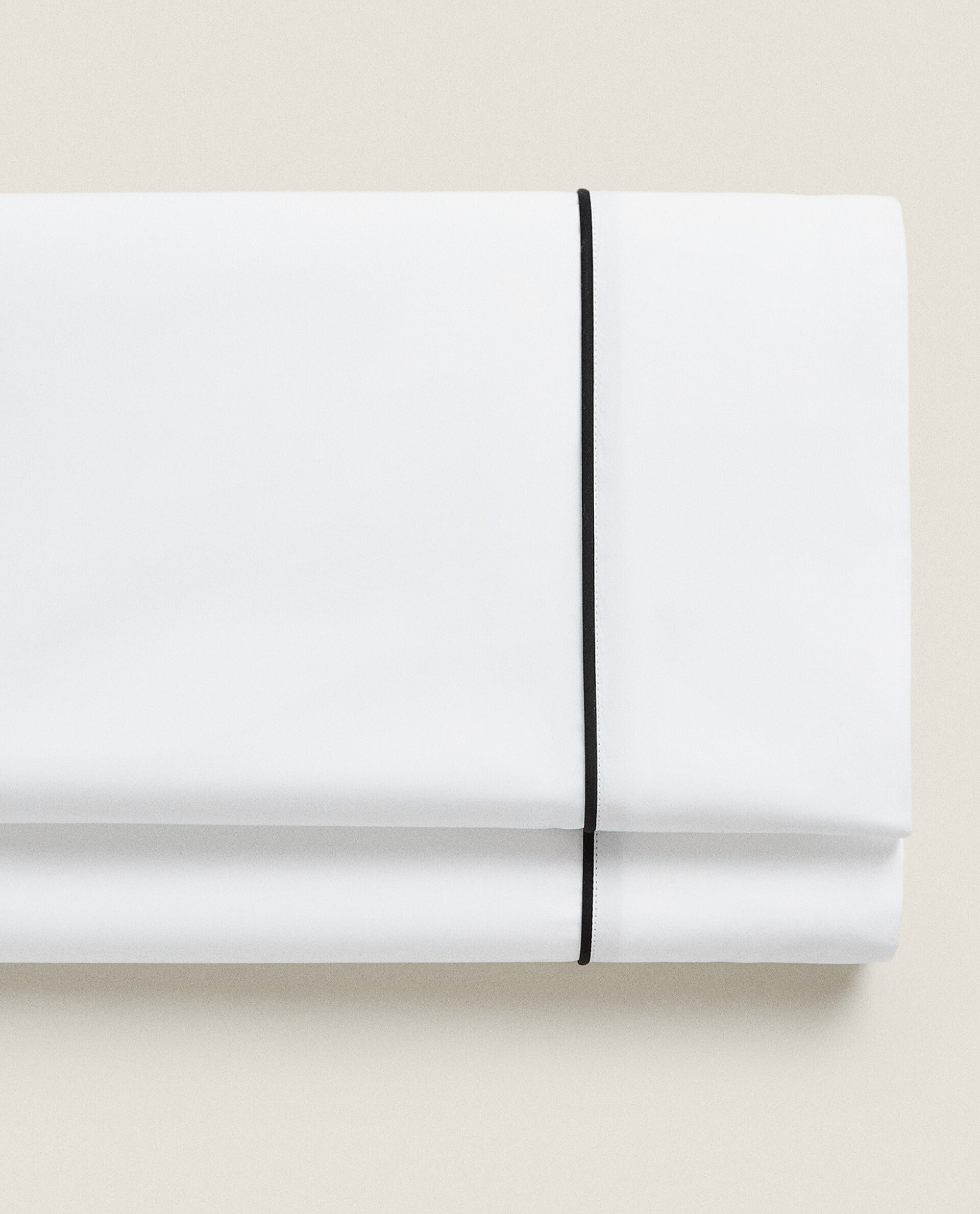 FLAT SHEET WITH COLOURED PIPING DETAIL Zara Home UAE ABU DHABI/AL