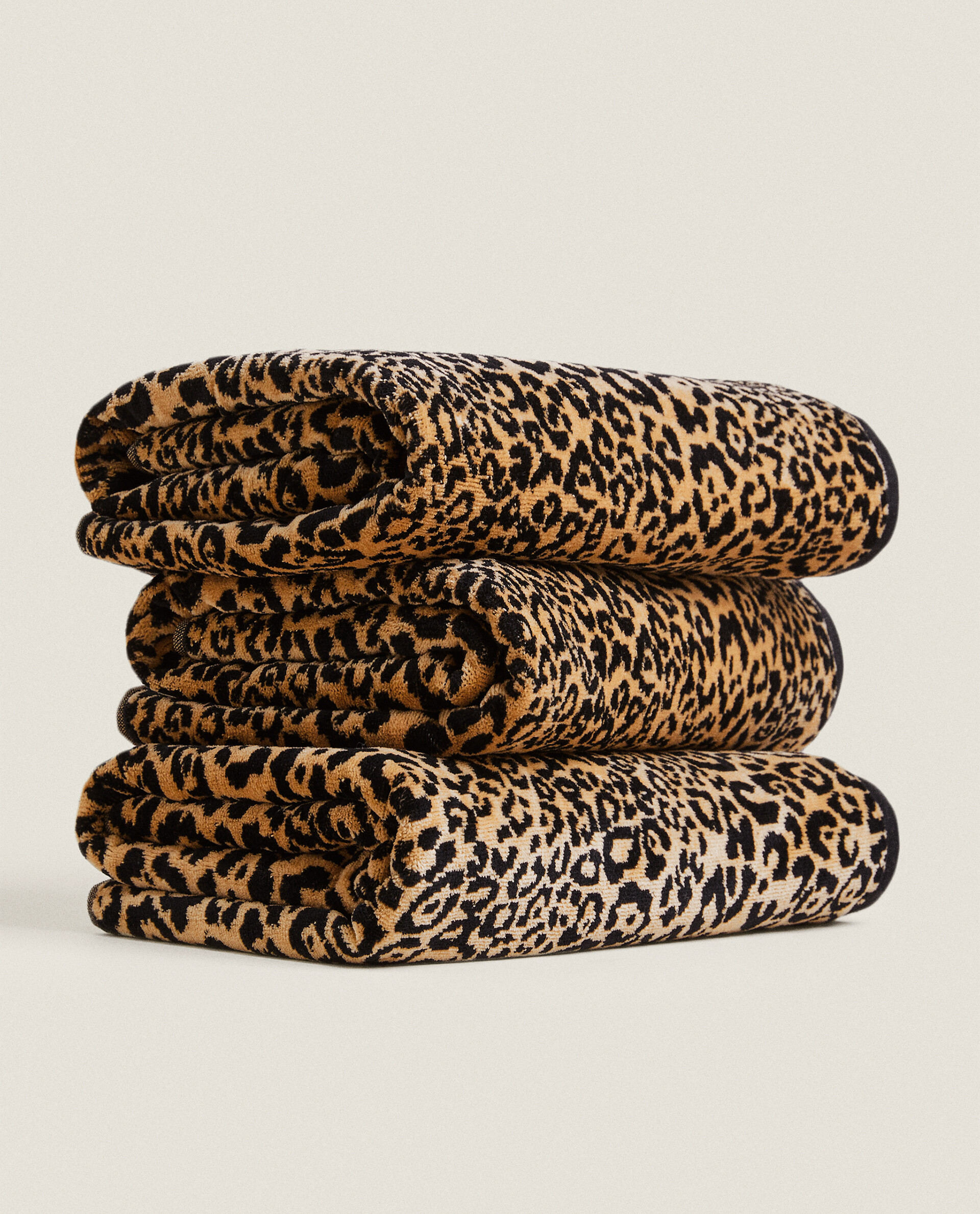 Leopard towels on discount sale