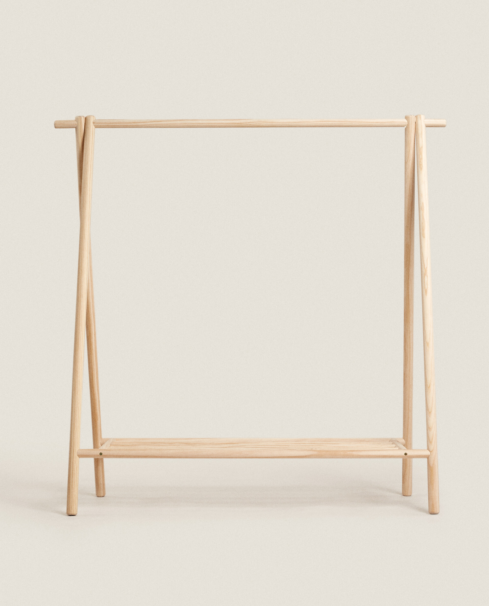 Wooden rack for discount clothes