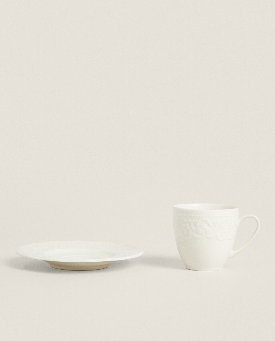 PORCELAIN COFFEE CUP